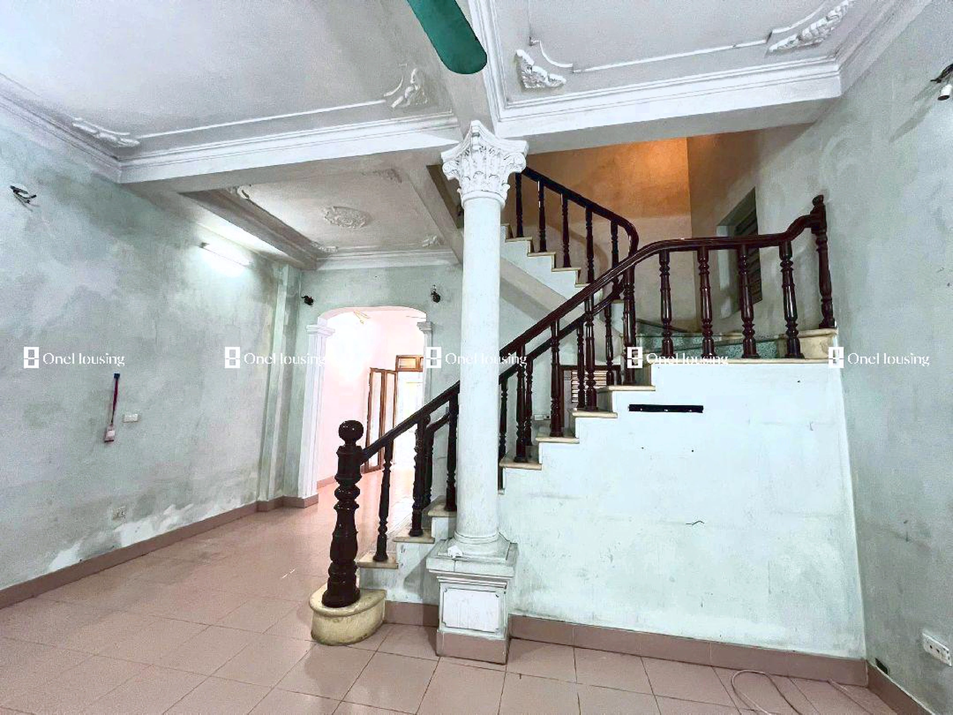 Nhà mặt ngõ cách An Dương Vương (đường gom chân đê) 30m, P. Phú Thượng, Q. Tây Hồ, TP. Hà Nội