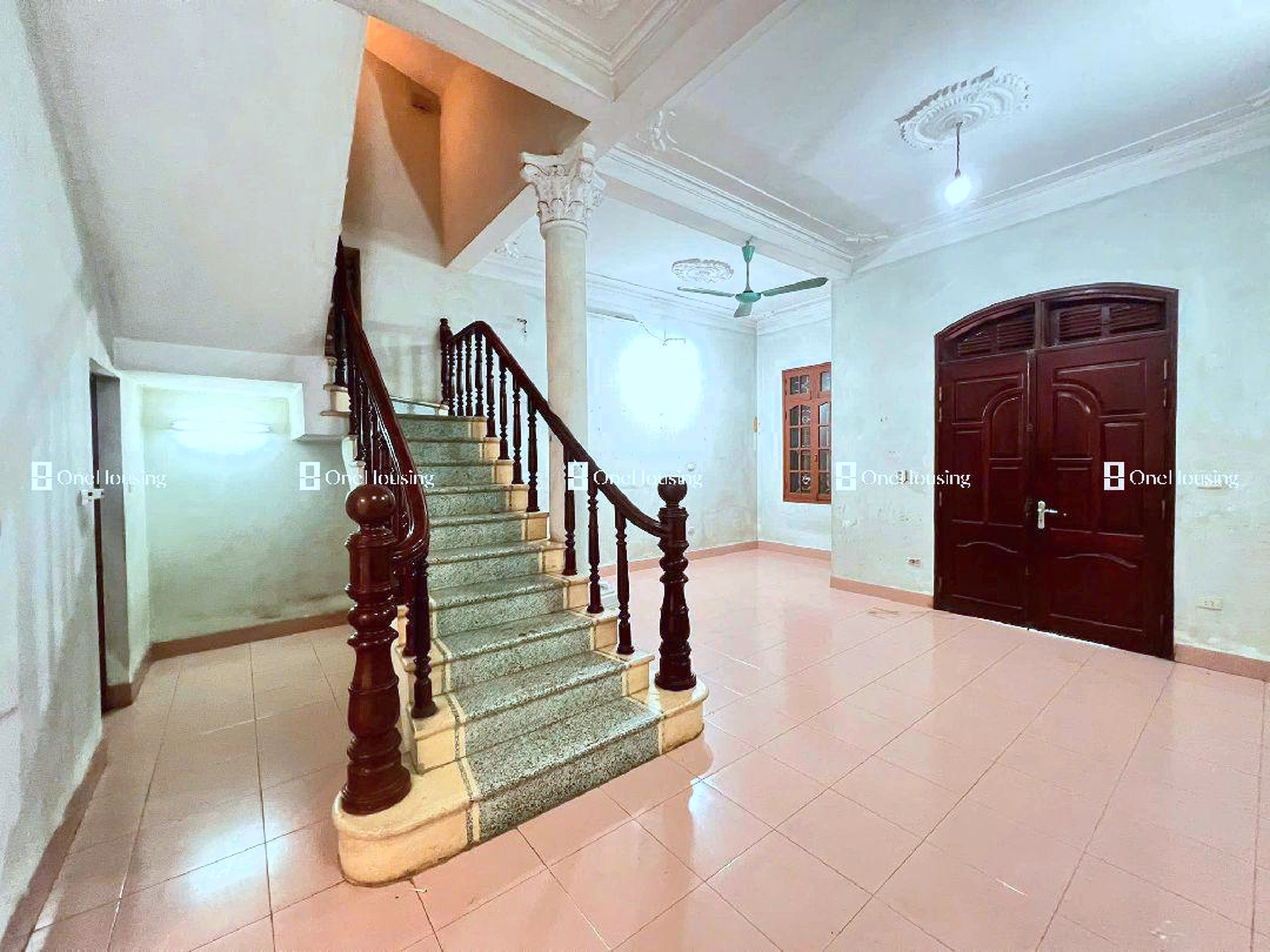 Nhà mặt ngõ cách An Dương Vương (đường gom chân đê) 30m, P. Phú Thượng, Q. Tây Hồ, TP. Hà Nội