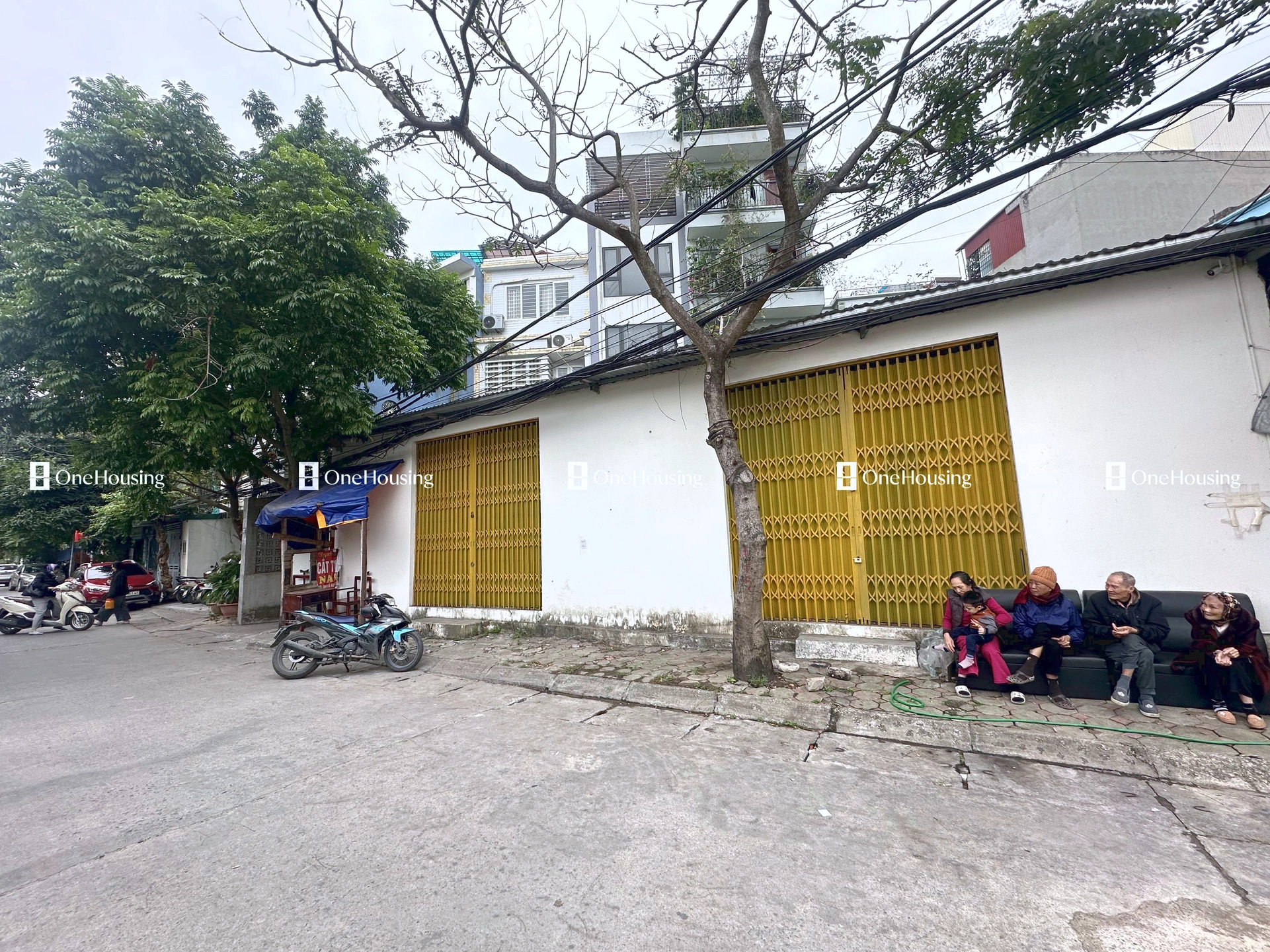 Nhà mặt phố An Dương Vương (đường gom chân đê), P. Phú Thượng, Q. Tây Hồ, TP. Hà Nội