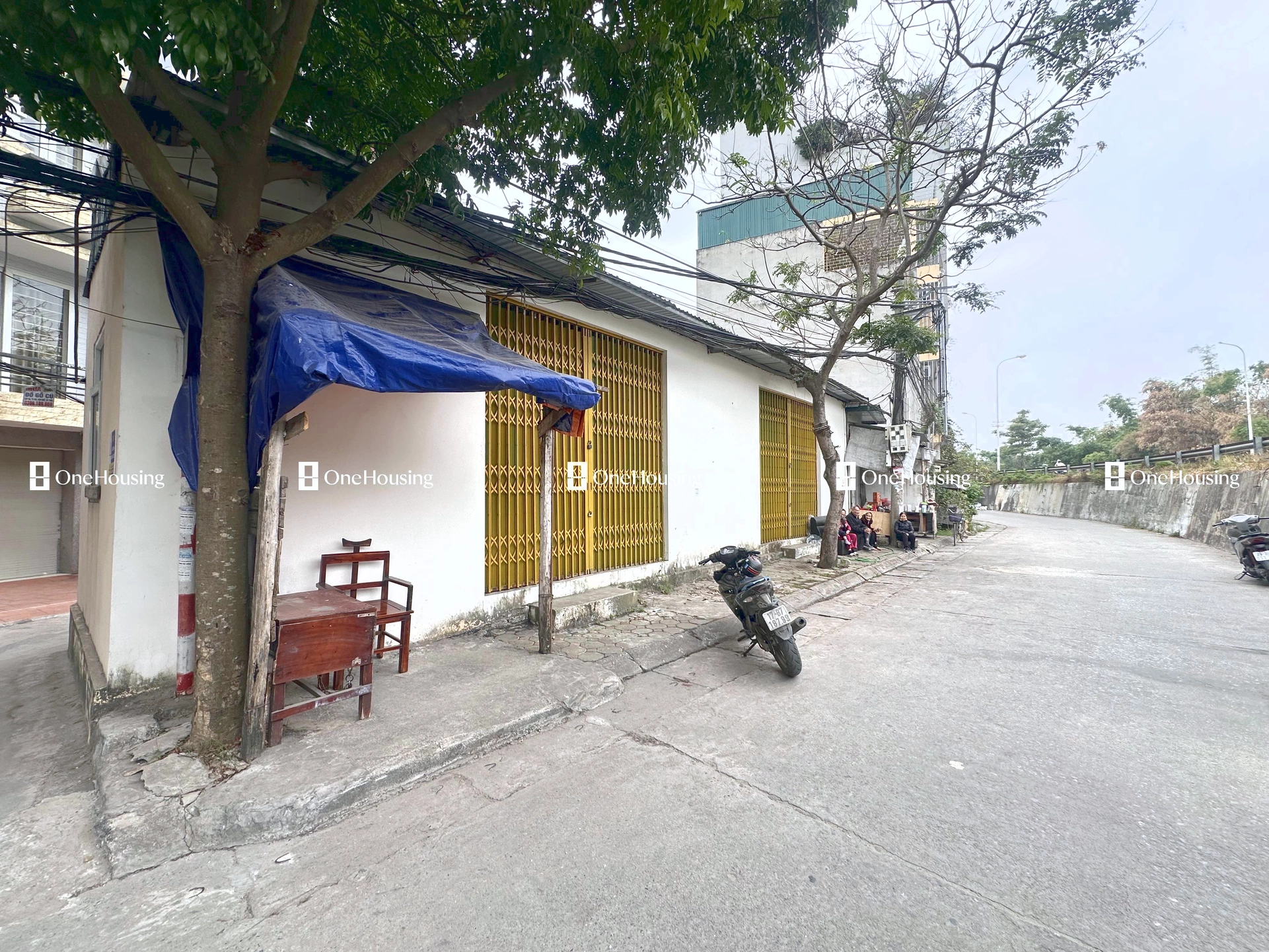 Nhà mặt phố An Dương Vương (đường gom chân đê), P. Phú Thượng, Q. Tây Hồ, TP. Hà Nội