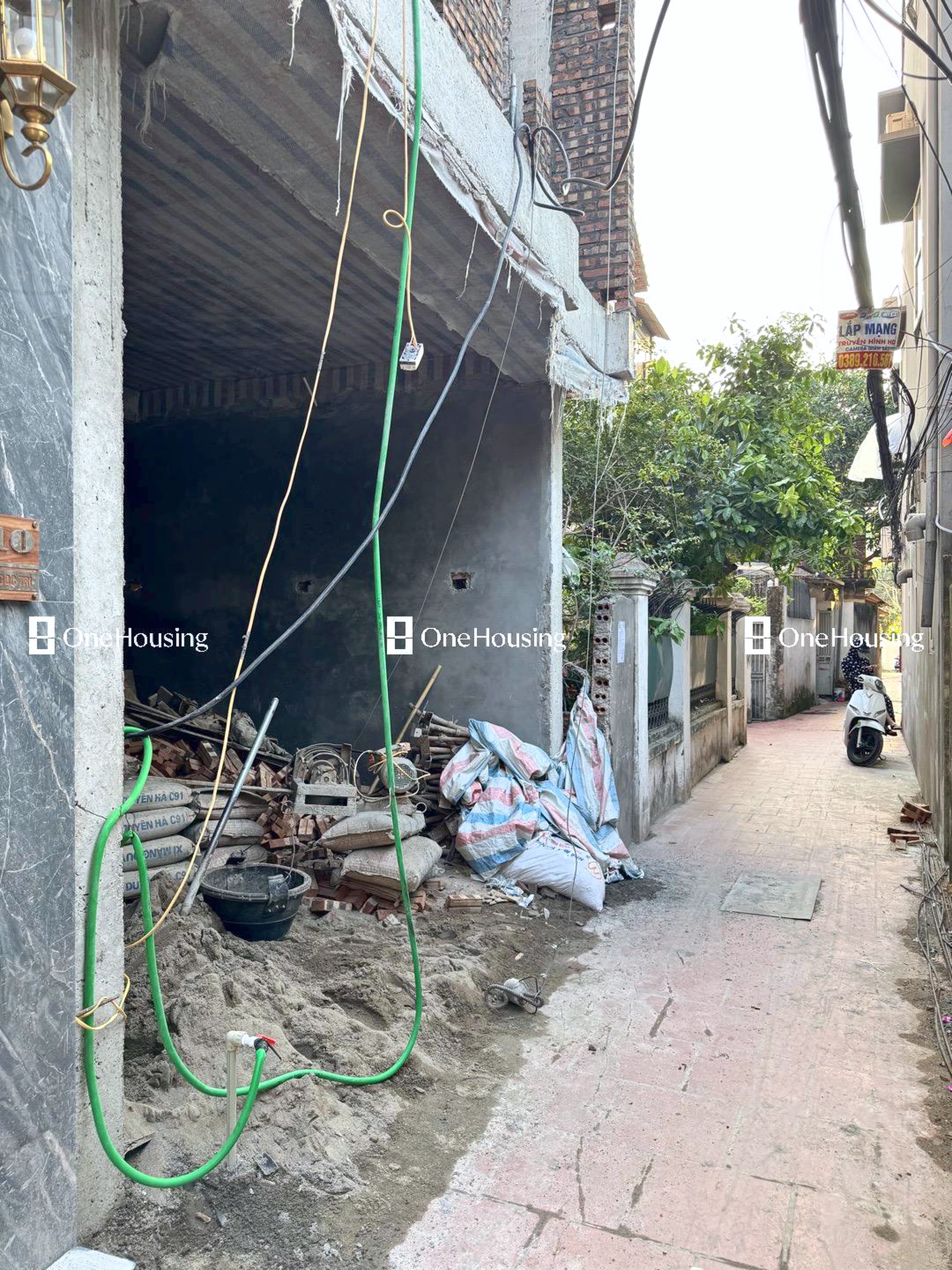 Nhà mặt ngõ cách Ngọc Trì 30m, P. Ngọc Lâm, Q. Long Biên, TP. Hà Nội