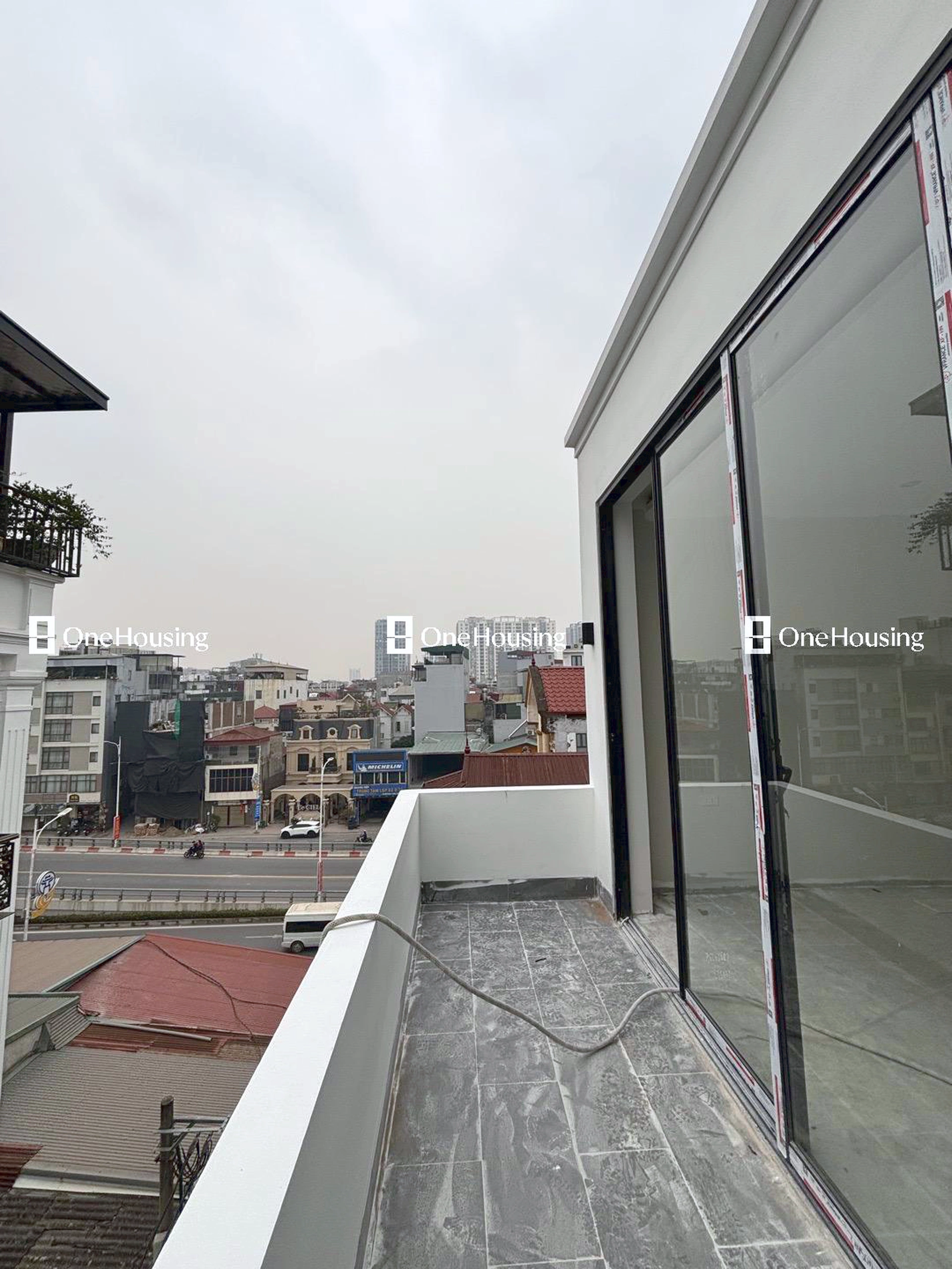 Nhà mặt ngõ cách Hồng Tiến 10.9m, P. Bồ Đề, Q. Long Biên, TP. Hà Nội