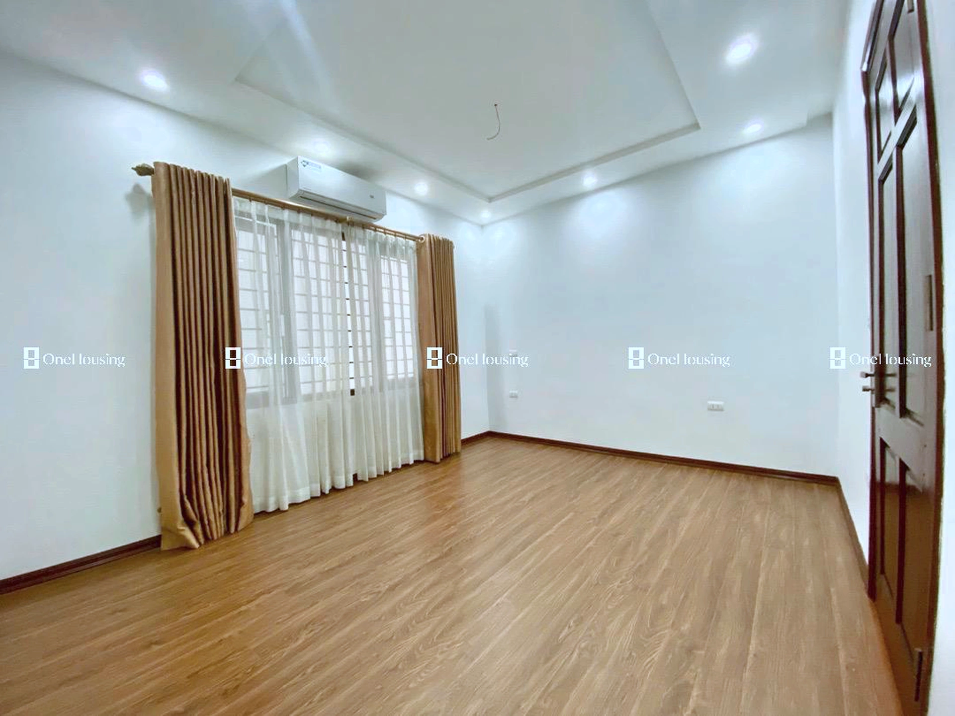 Nhà mặt ngõ cách Phố Trạm 100m, P. Long Biên, Q. Long Biên, TP. Hà Nội