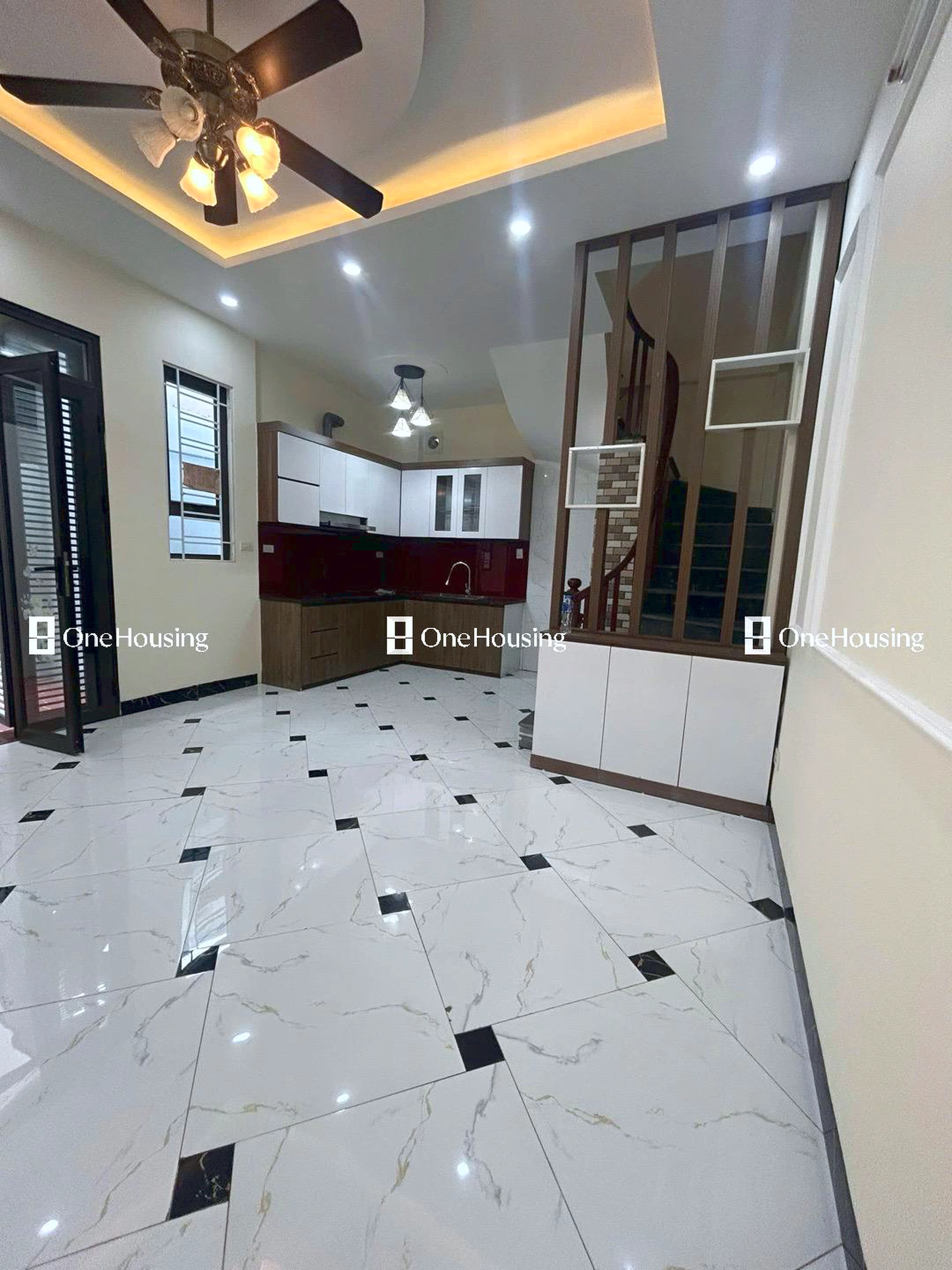 Nhà mặt ngõ cách Bát Khối (Mặt đê sông Hồng) 100m, P. Cự Khối, Q. Long Biên, TP. Hà Nội