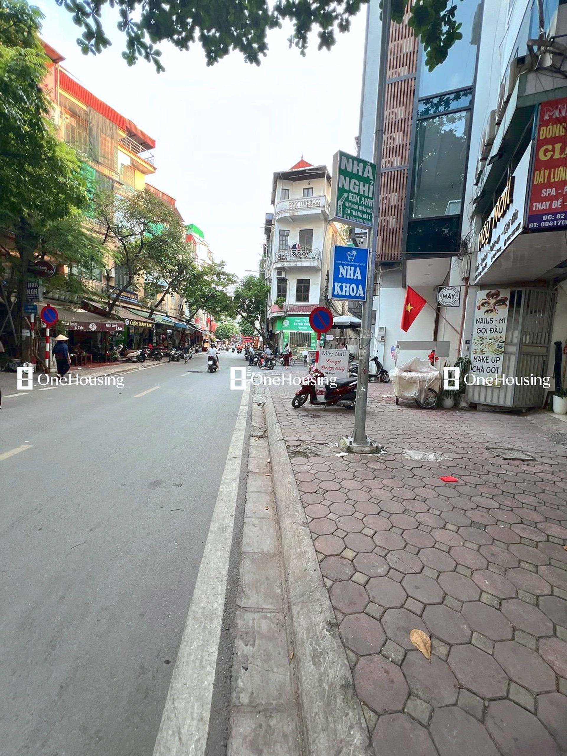 Nhà mặt phố Vương Thừa Vũ, P. Khương Trung, Q. Thanh Xuân, TP. Hà Nội