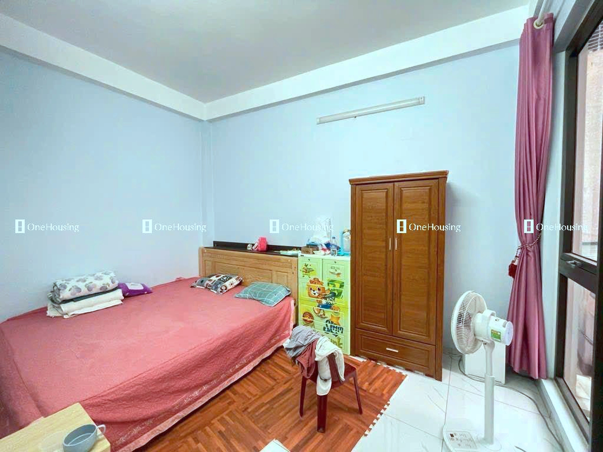 Nhà mặt ngõ cách Nguyễn Văn Linh 70m, P. Thạch Bàn, Q. Long Biên, TP. Hà Nội