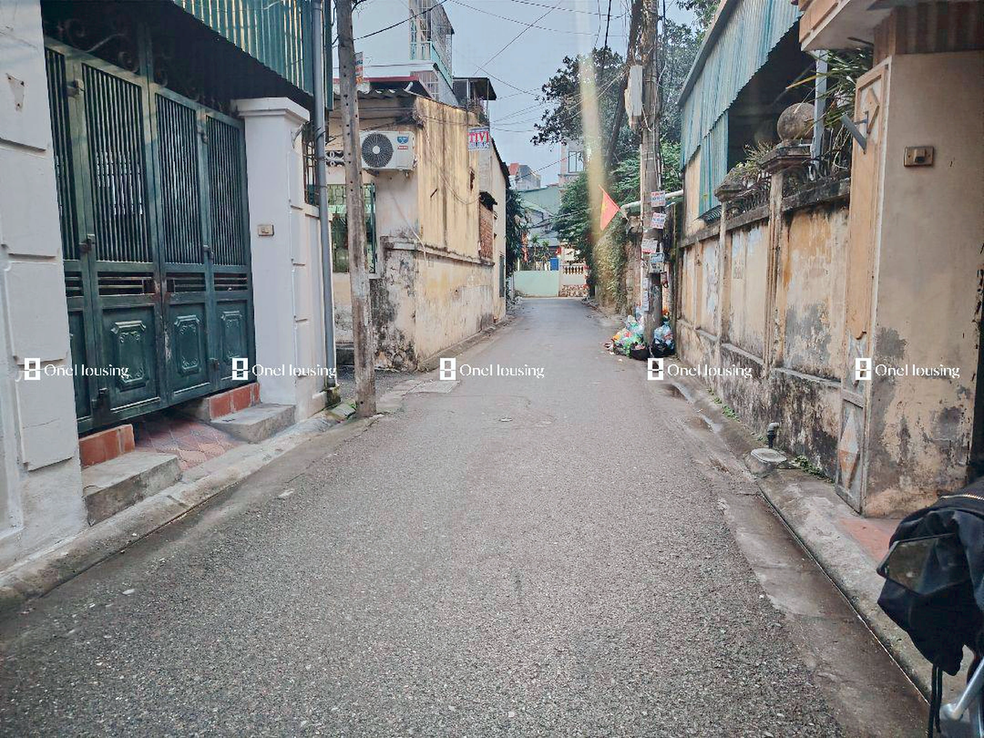 Đất nền cách Ngọc Thụy (mặt đê và đường gom chân đê) 50m, P. Ngọc Thụy, Q. Long Biên, TP. Hà Nội