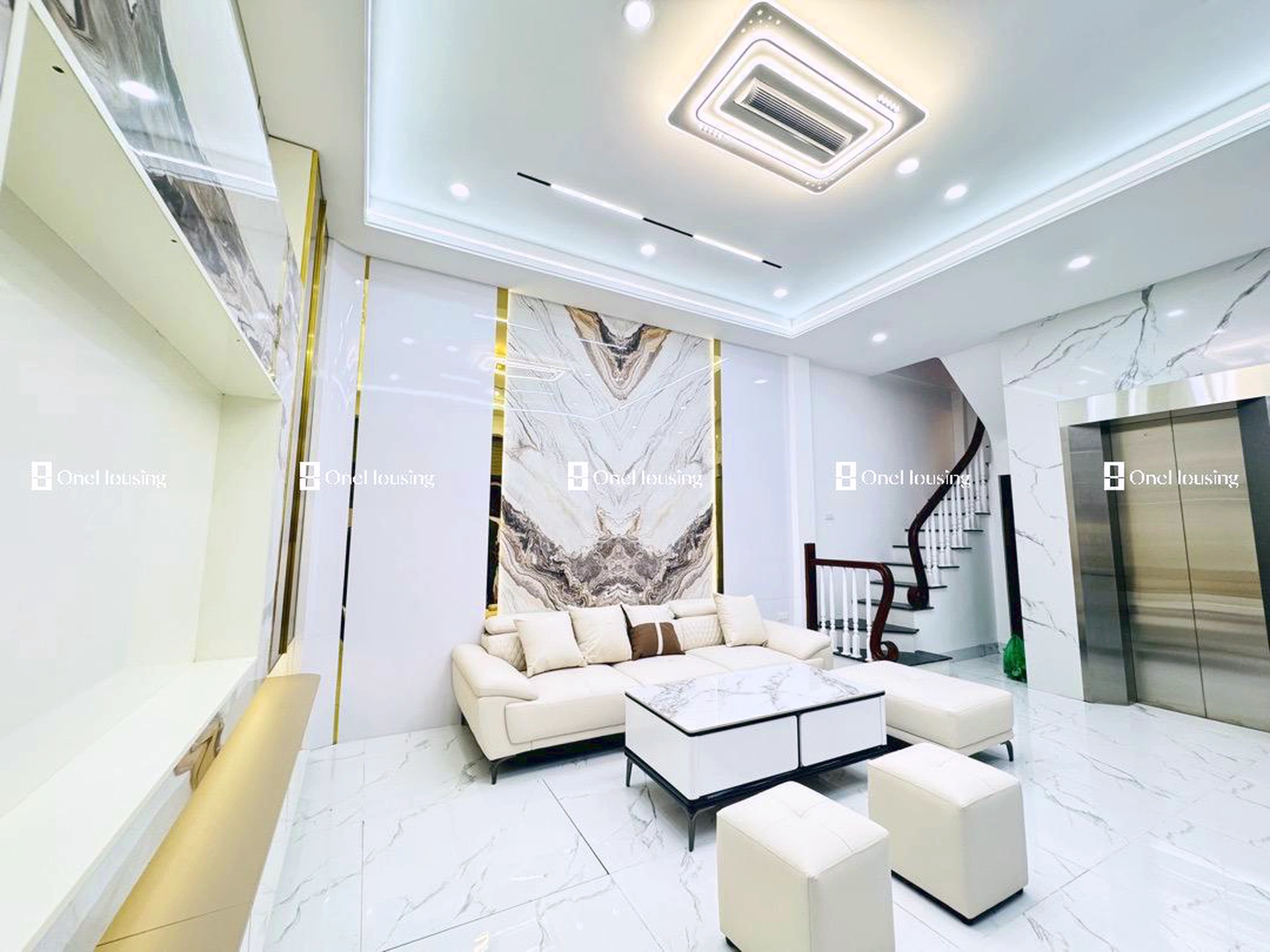 Nhà mặt ngõ cách Ngõ Quỳnh 30m, P. Thanh Nhàn, Q. Hai Bà Trưng, TP. Hà Nội