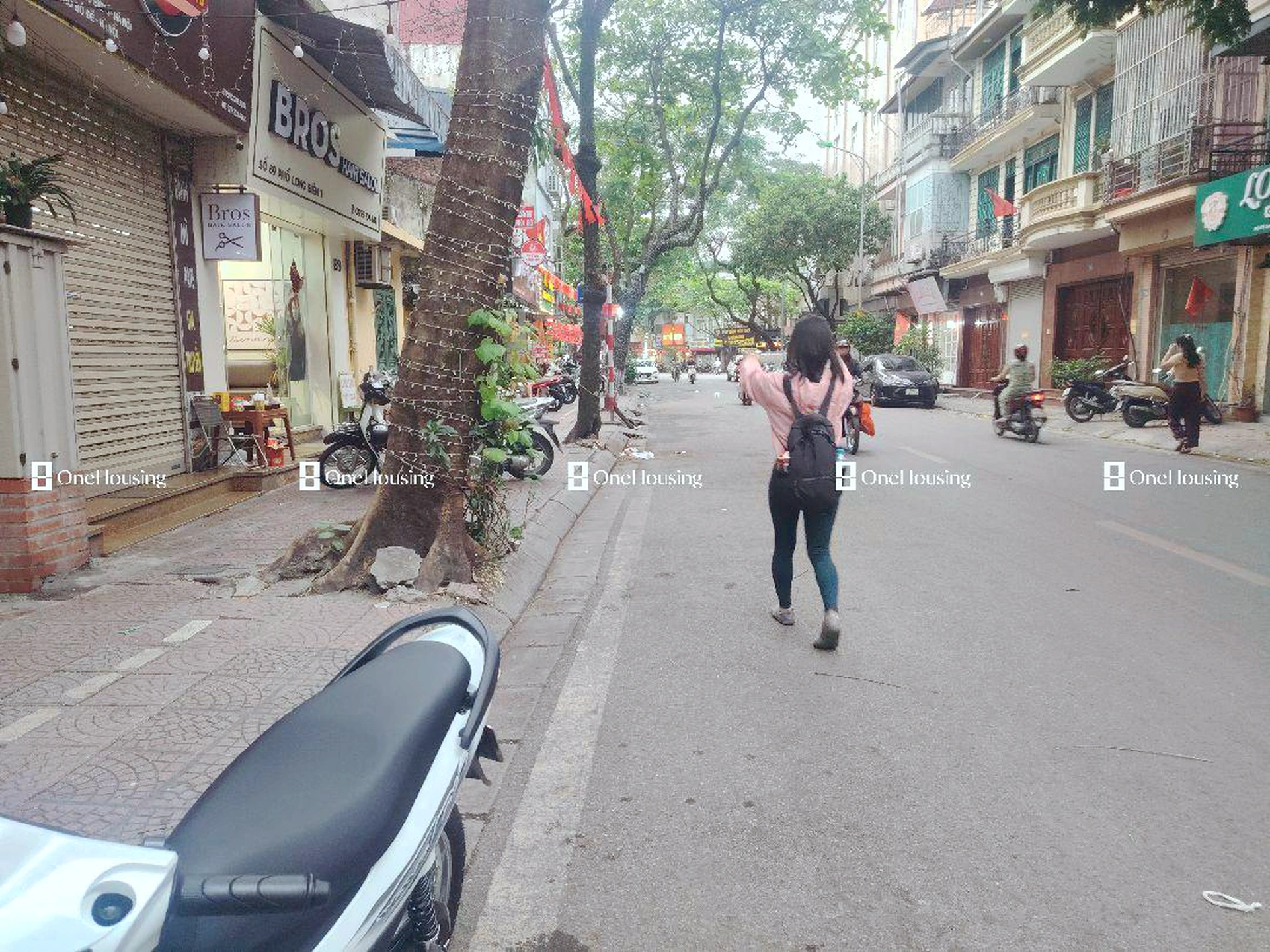 Nhà mặt phố Long Biên 1, P. Bồ Đề, Q. Long Biên, TP. Hà Nội