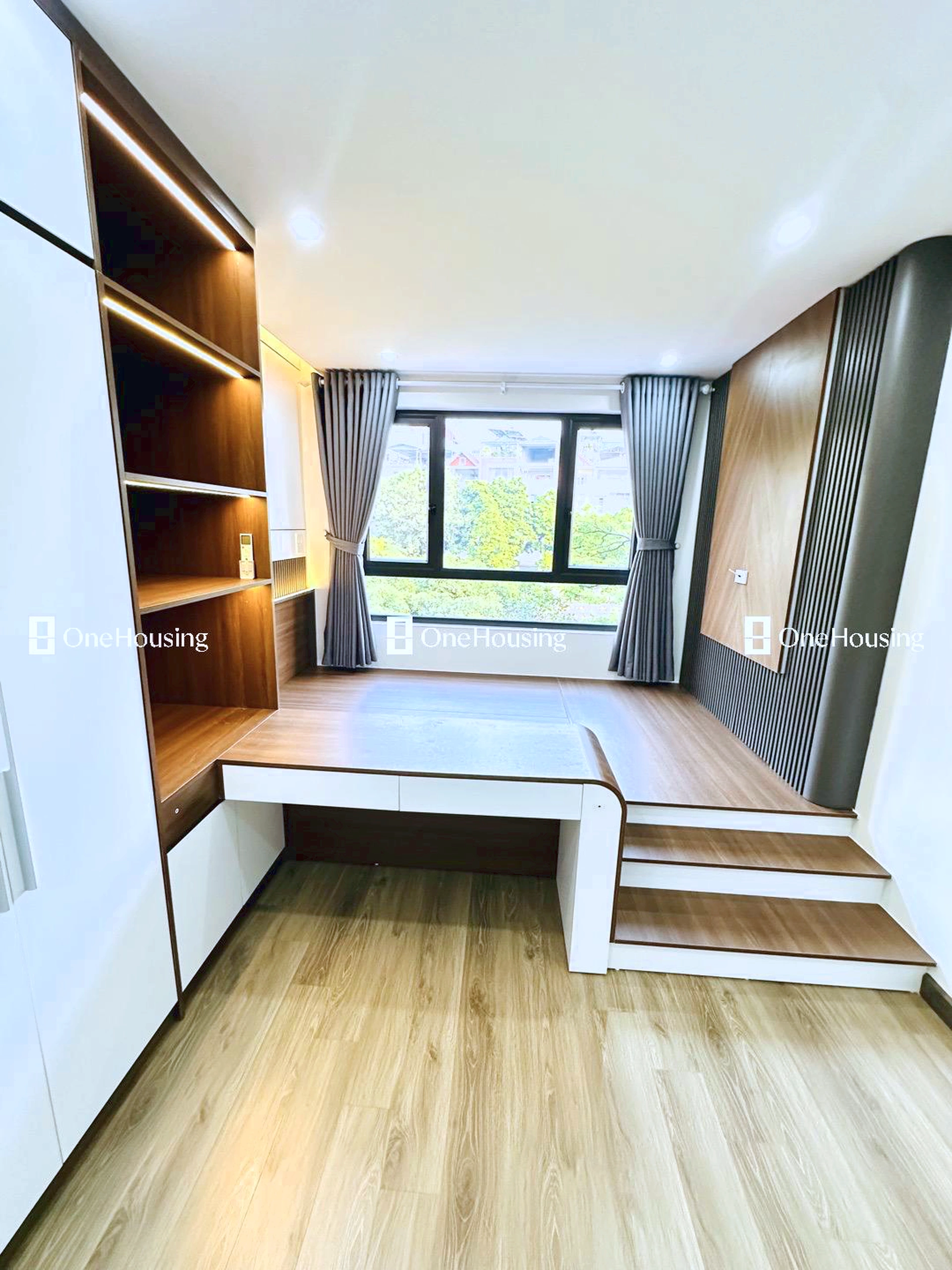 Nhà mặt ngõ cách Lạc Long Quân 30m, P. Nghĩa Đô, Q. Cầu Giấy, TP. Hà Nội