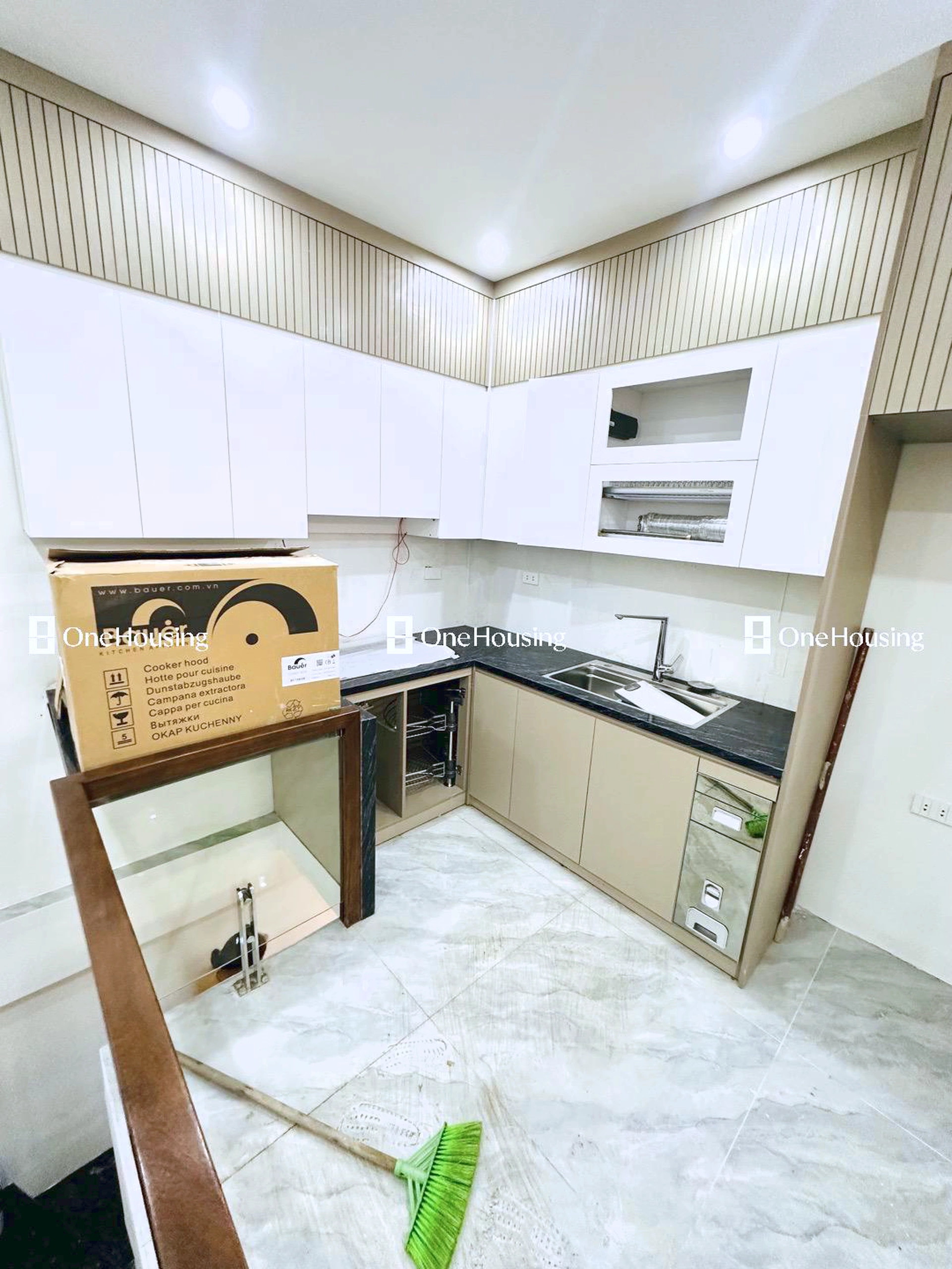 Nhà mặt ngõ cách Lạc Long Quân 30m, P. Nghĩa Đô, Q. Cầu Giấy, TP. Hà Nội