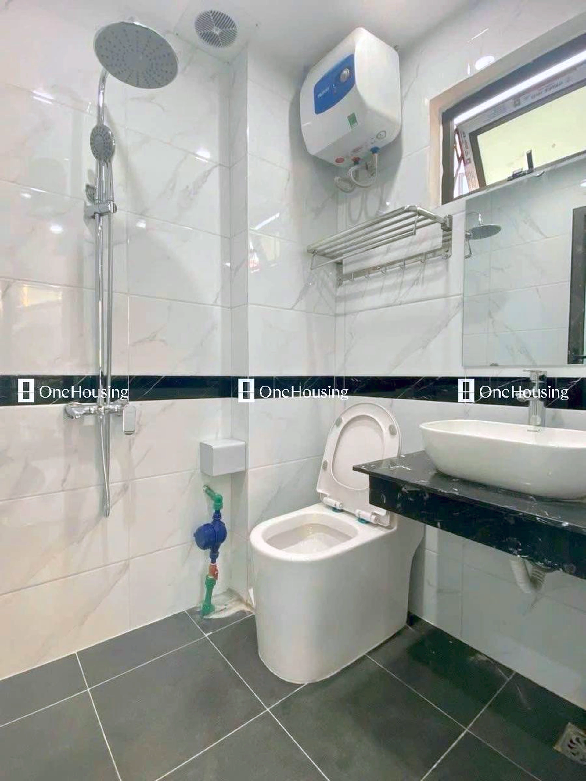 Nhà mặt ngõ cách Pháo Đài Láng 50m, P. Láng Thượng, Q. Đống Đa, TP. Hà Nội