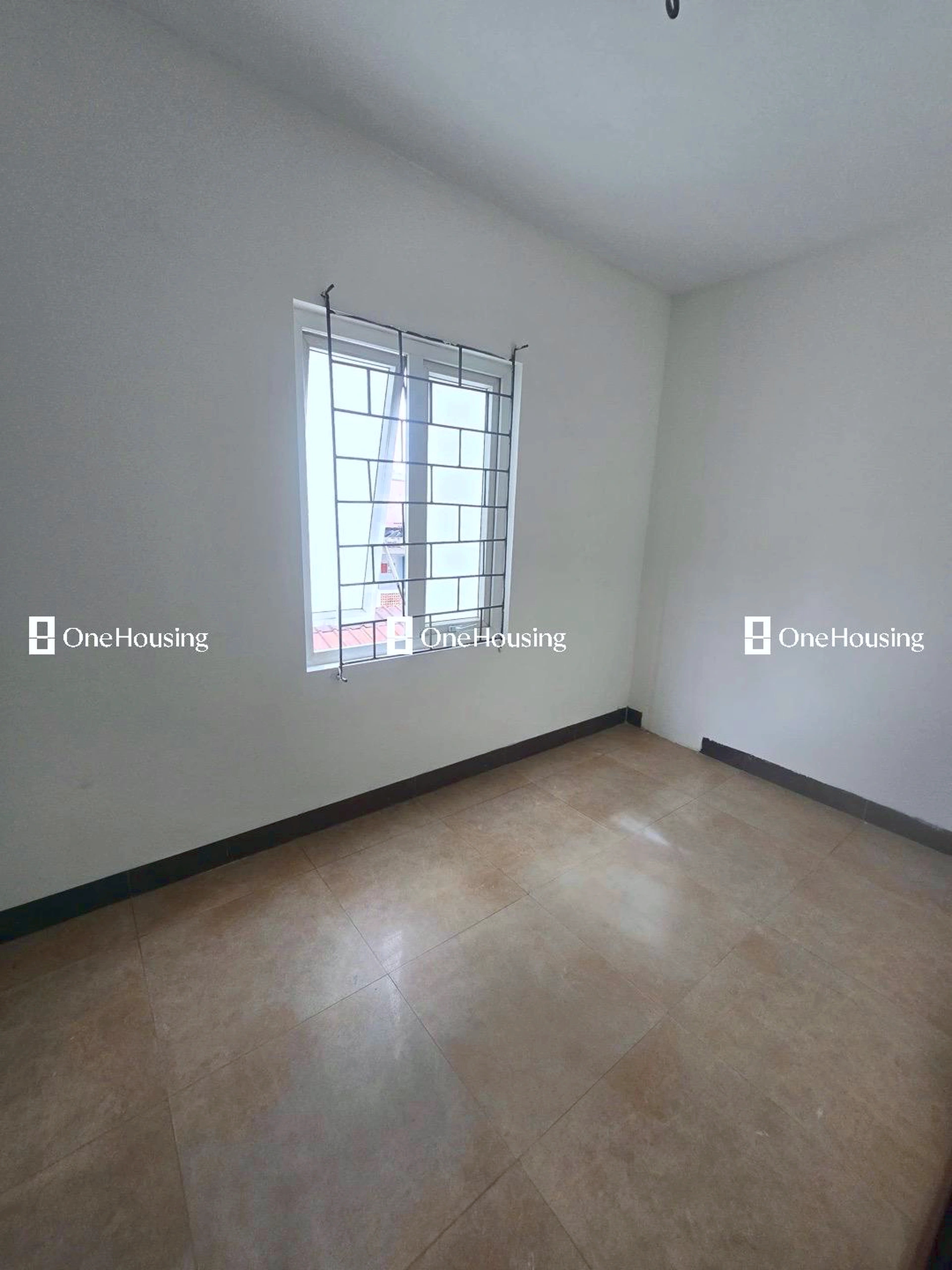 Nhà mặt ngõ cách Mạc Thị Bưởi 50m, P. Vĩnh Tuy, Q. Hai Bà Trưng, TP. Hà Nội