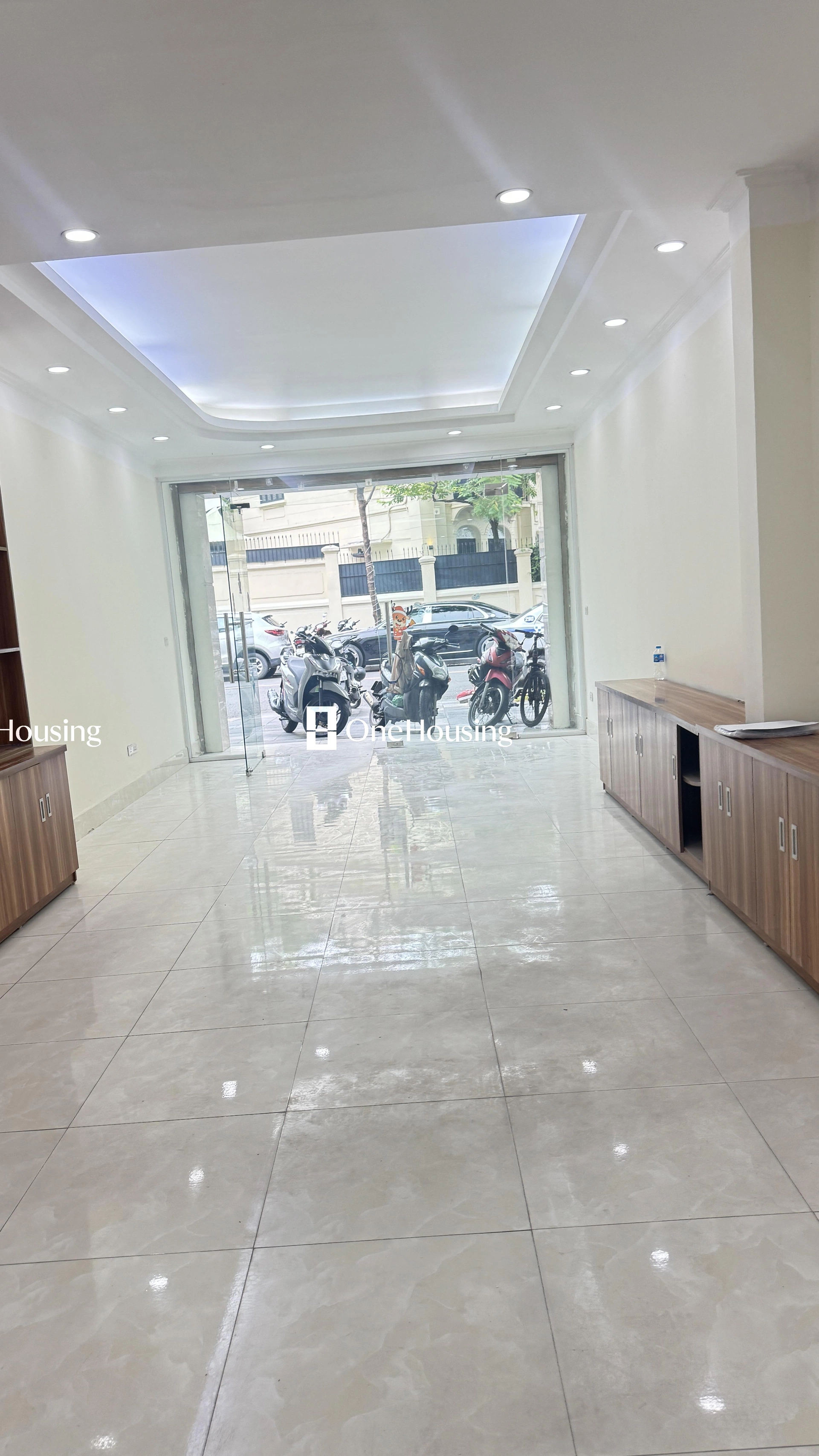 Nhà mặt phố Hàm Long, P. Hàng Bài, Q. Hoàn Kiếm, TP. Hà Nội