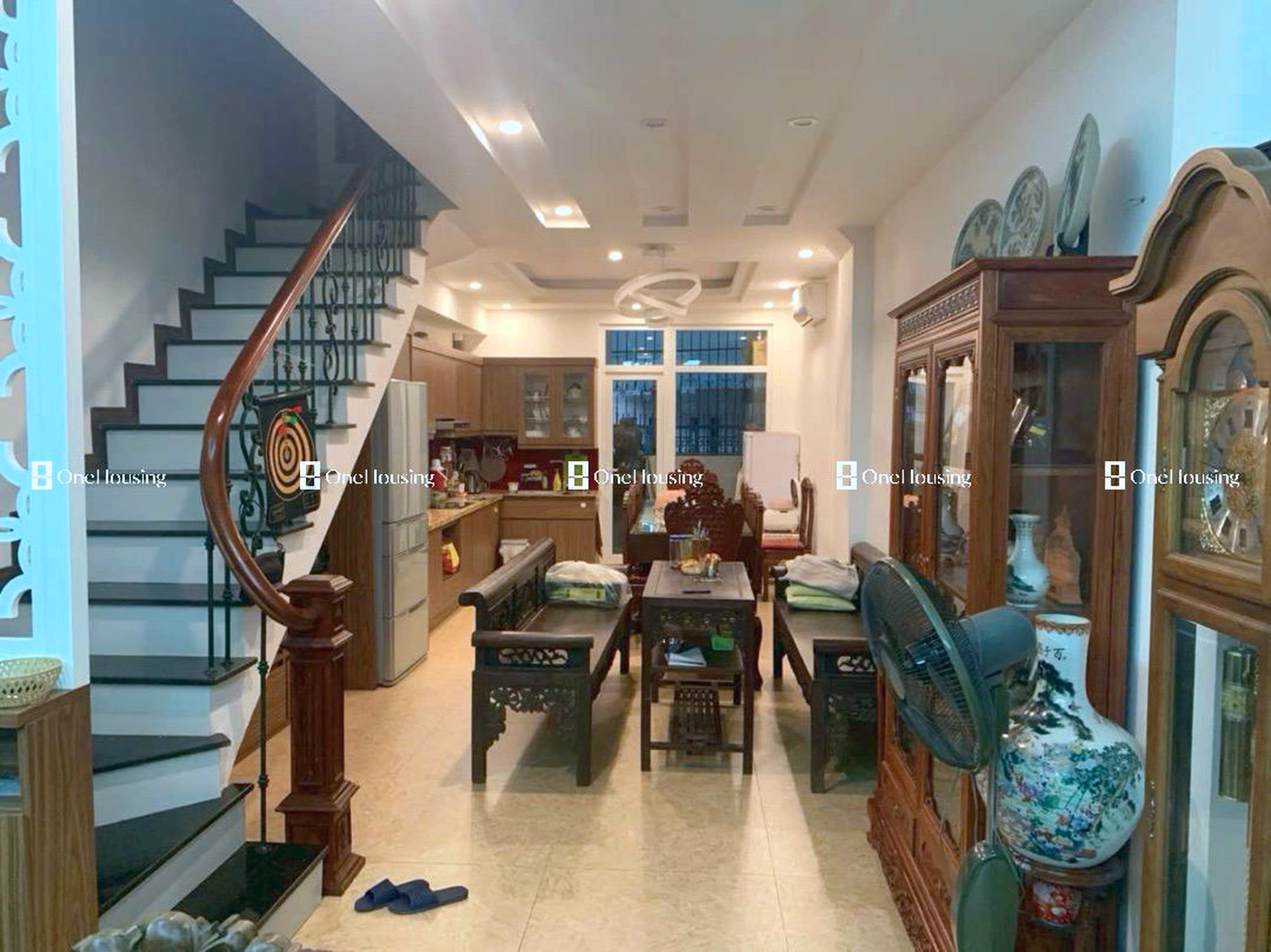 Nhà mặt ngõ cách Đê Sông Hồng (đường gom chân đê) 2m, P. Ngọc Thụy, Q. Long Biên, TP. Hà Nội