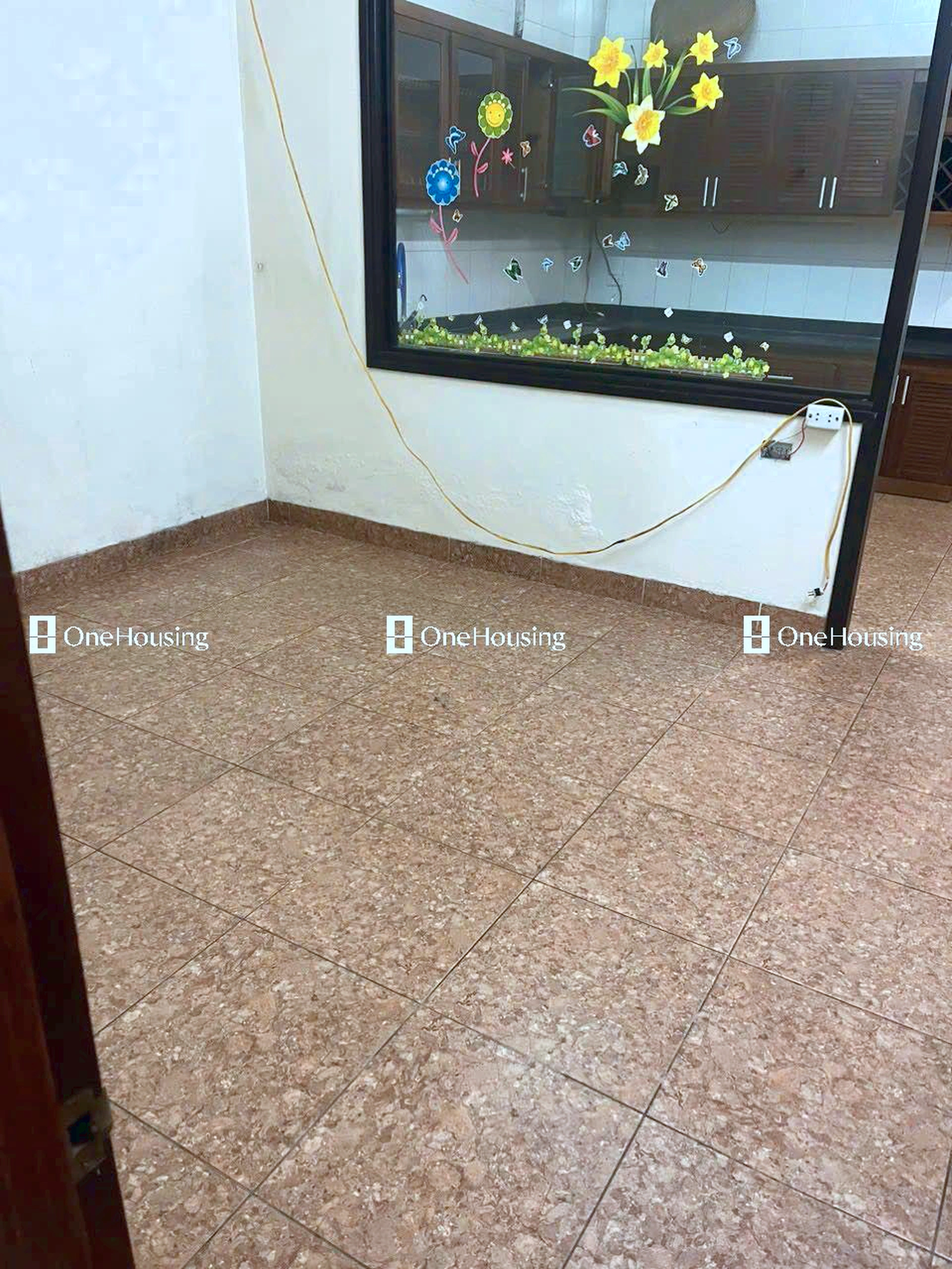 Nhà mặt ngõ cách Nguyễn Văn Cừ 120m, P. Bồ Đề, Q. Long Biên, TP. Hà Nội