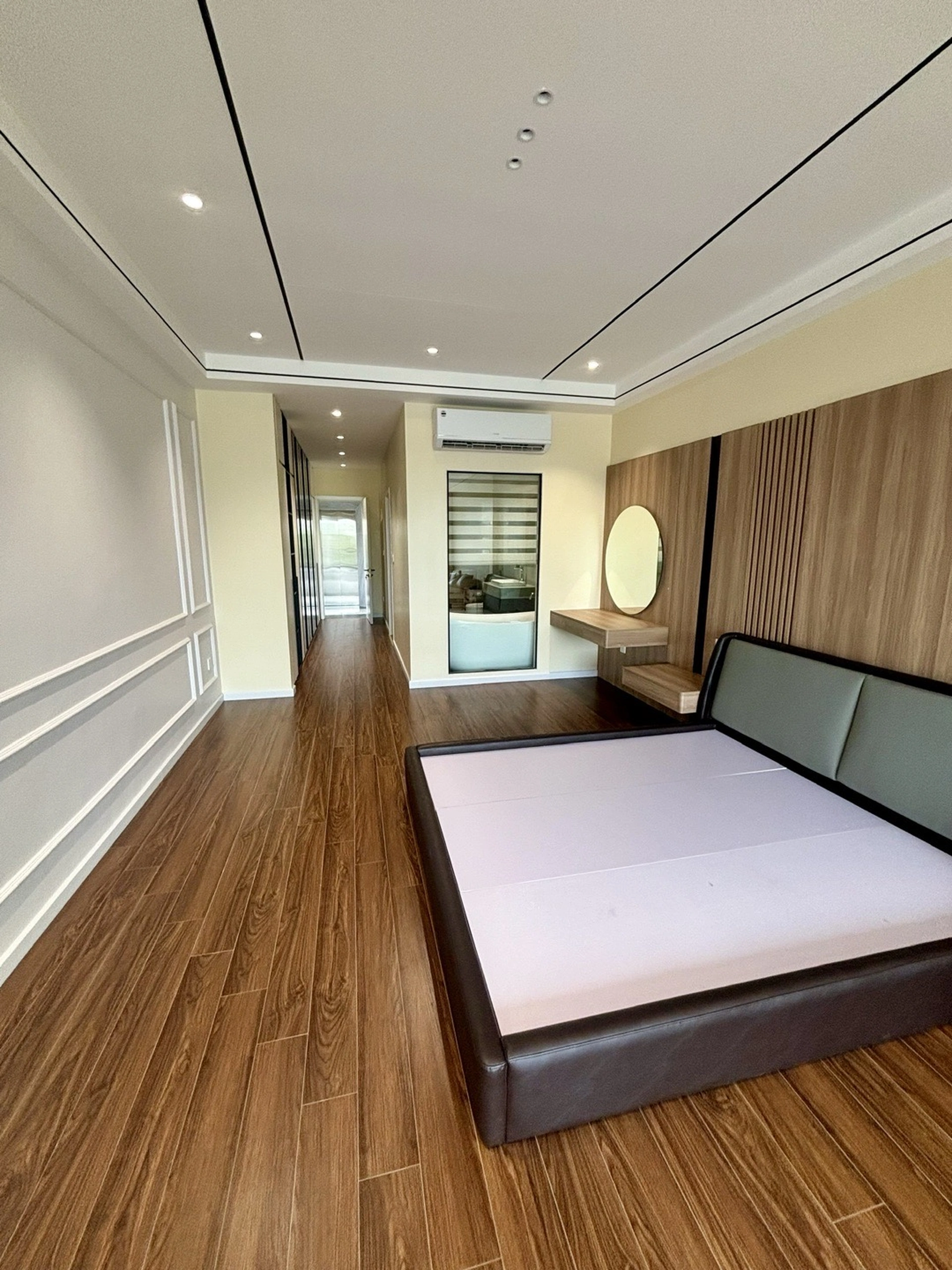 Nhà mặt phố Đê Vàng, P. Phúc Lợi, Q. Long Biên, TP. Hà Nội