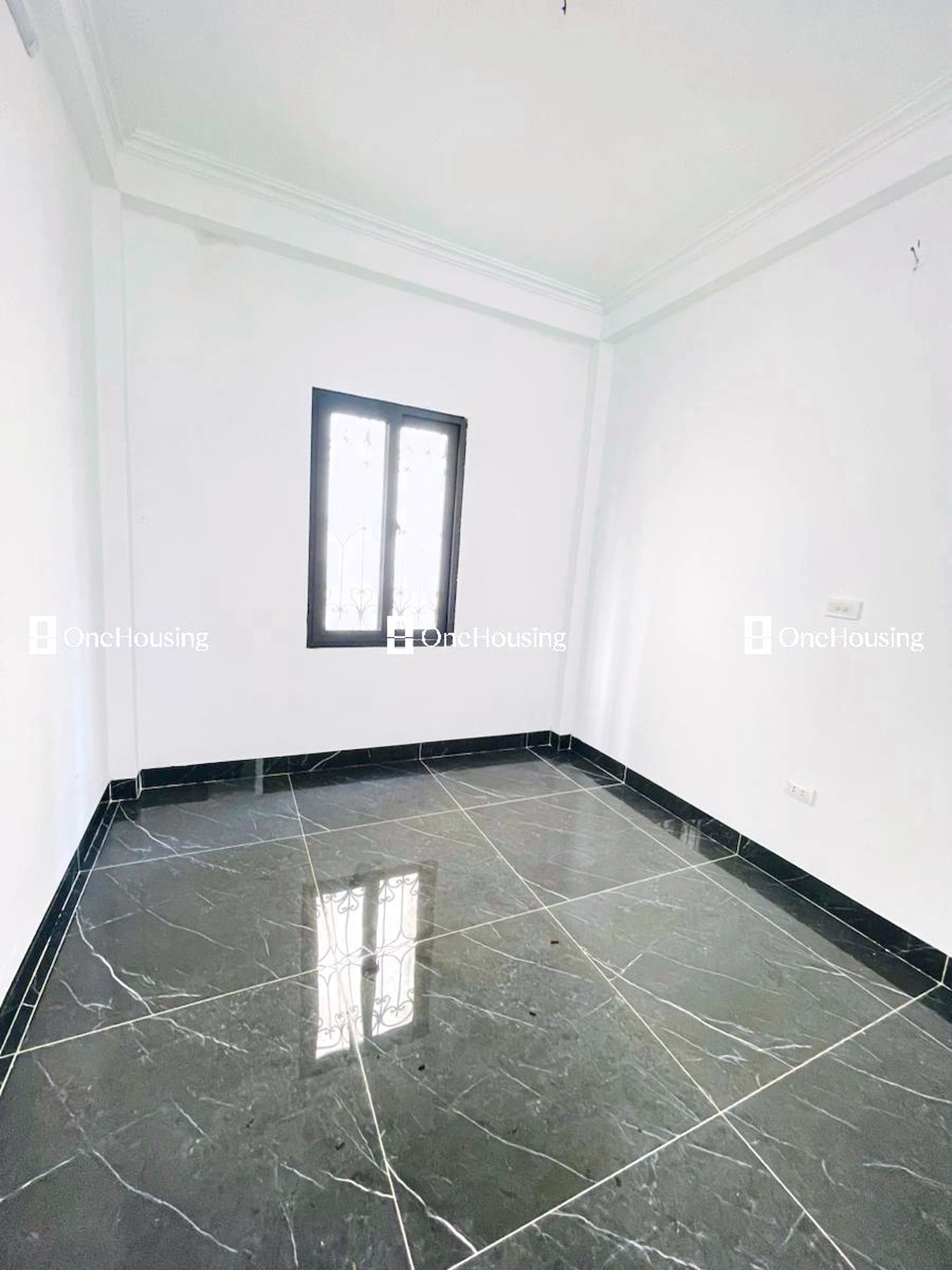 Nhà mặt ngõ cách Trần Khát Chân 30m, P. Thanh Nhàn, Q. Hai Bà Trưng, TP. Hà Nội