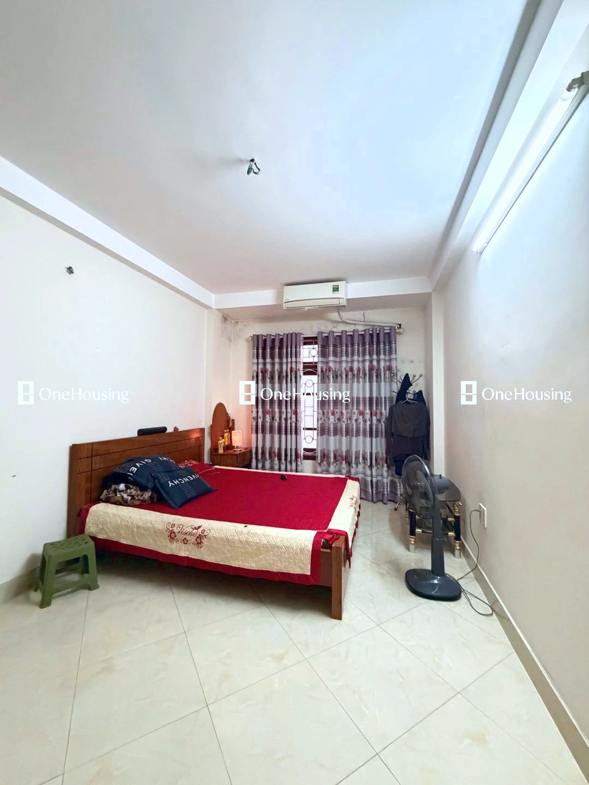 Nhà mặt ngõ cách Cầu Giấy 70m, P. Dịch Vọng, Q. Cầu Giấy, TP. Hà Nội