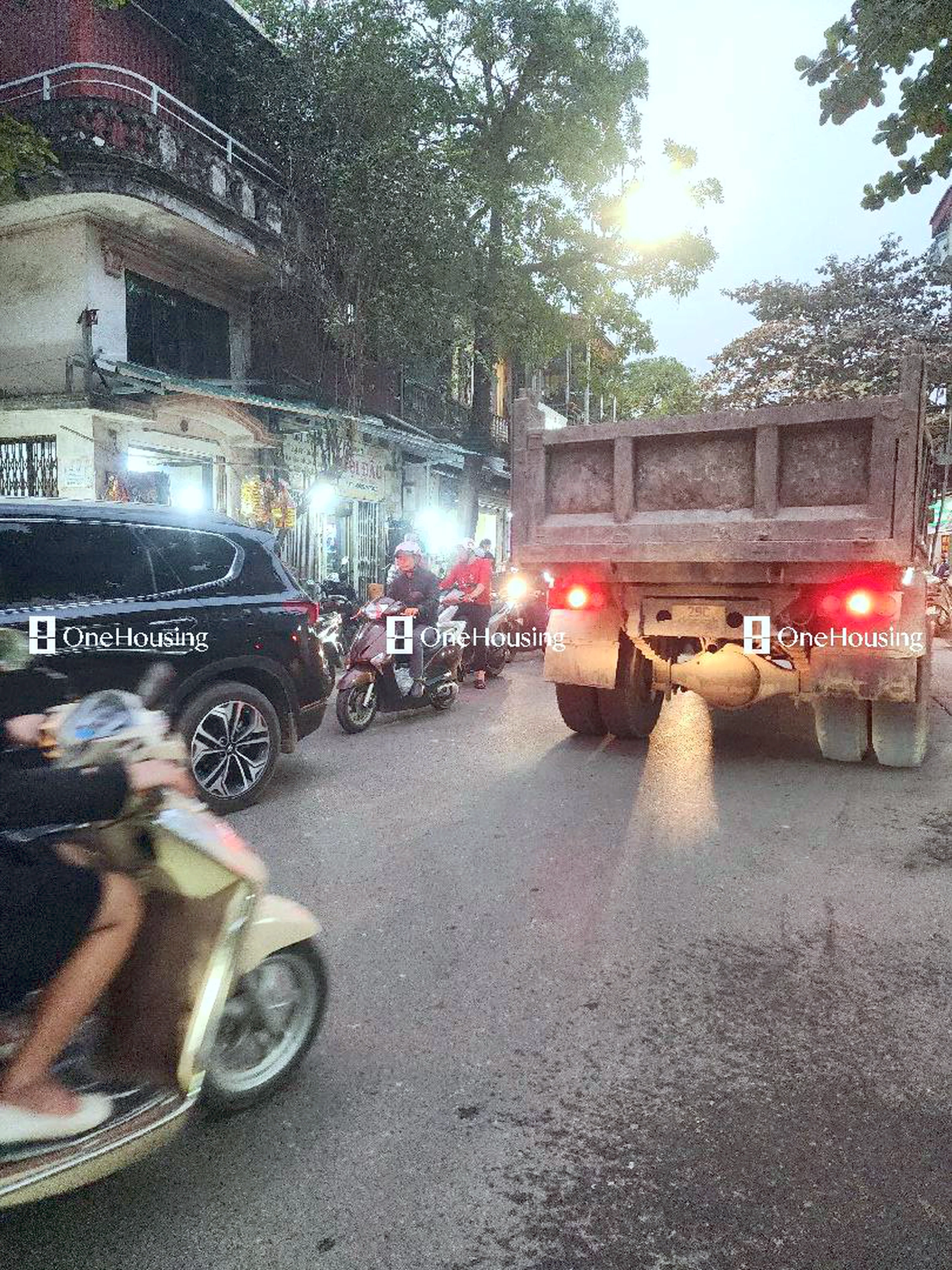 Nhà mặt ngõ cách Thạch Bàn 50m, P. Thạch Bàn, Q. Long Biên, TP. Hà Nội