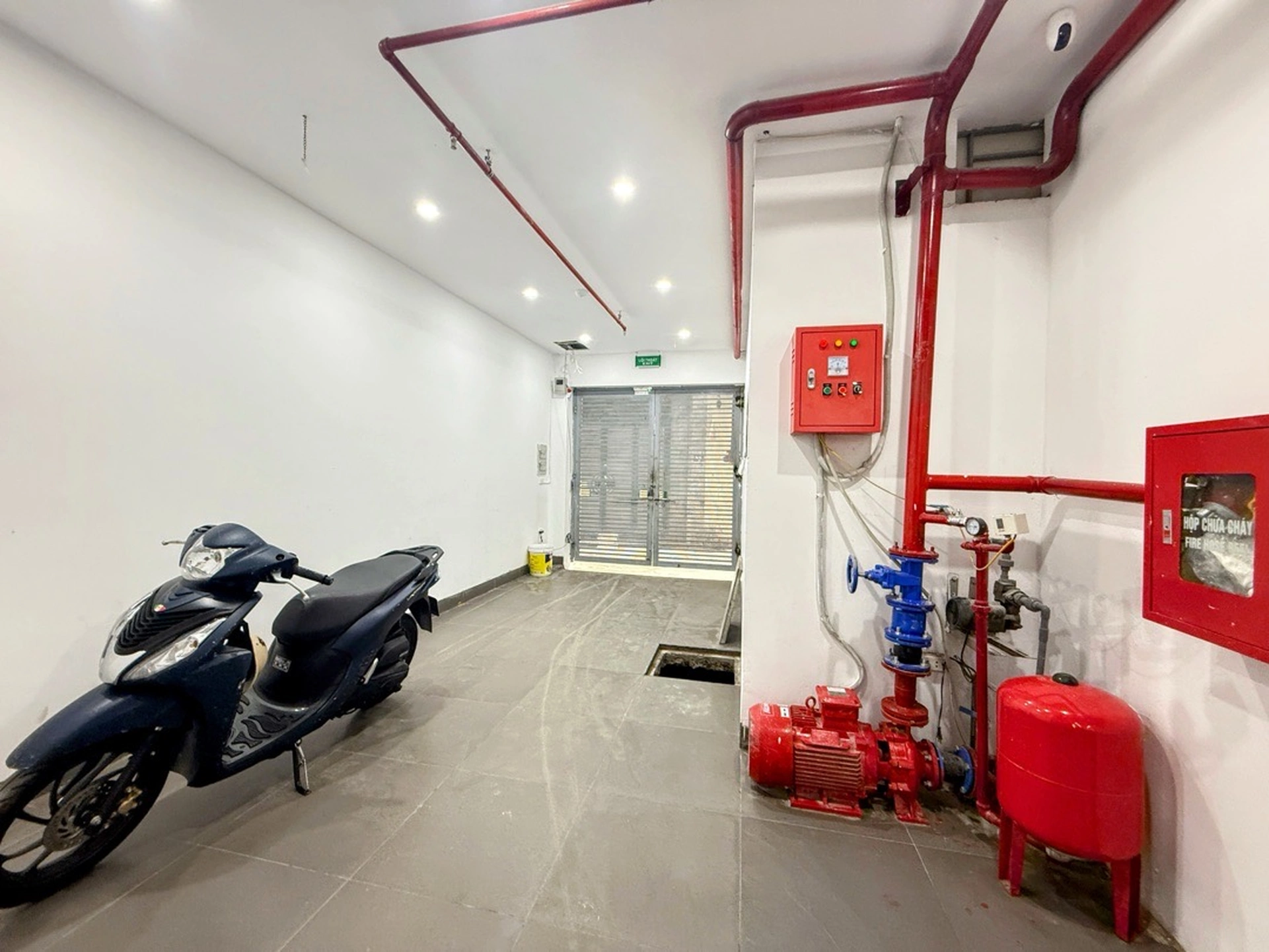 Nhà mặt ngõ cách Định Công Thượng 20m, P. Định Công, Q. Hoàng Mai, TP. Hà Nội