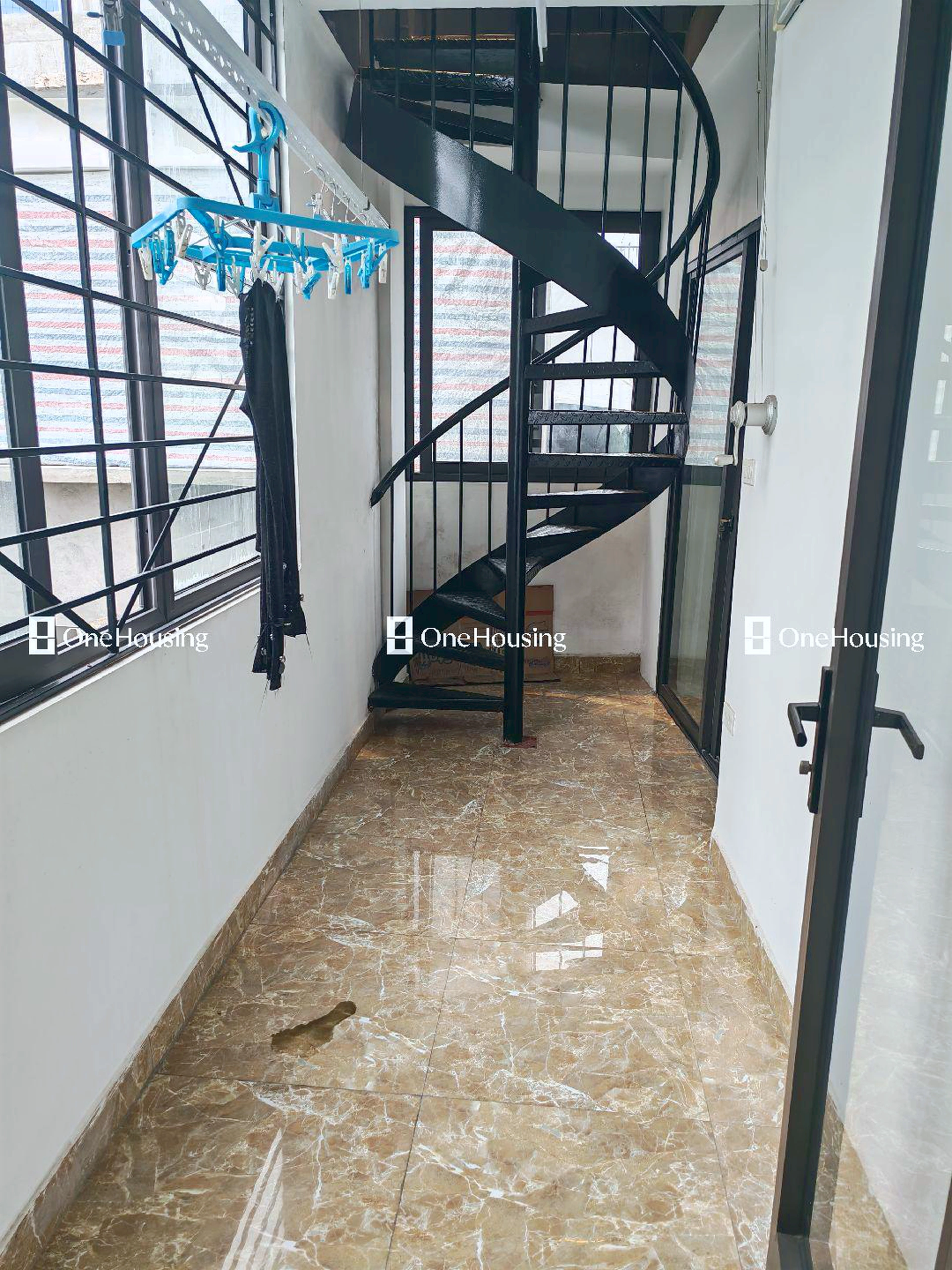 Nhà mặt ngõ cách Lạc Long Quân 50m, P. Nhật Tân, Q. Tây Hồ, TP. Hà Nội