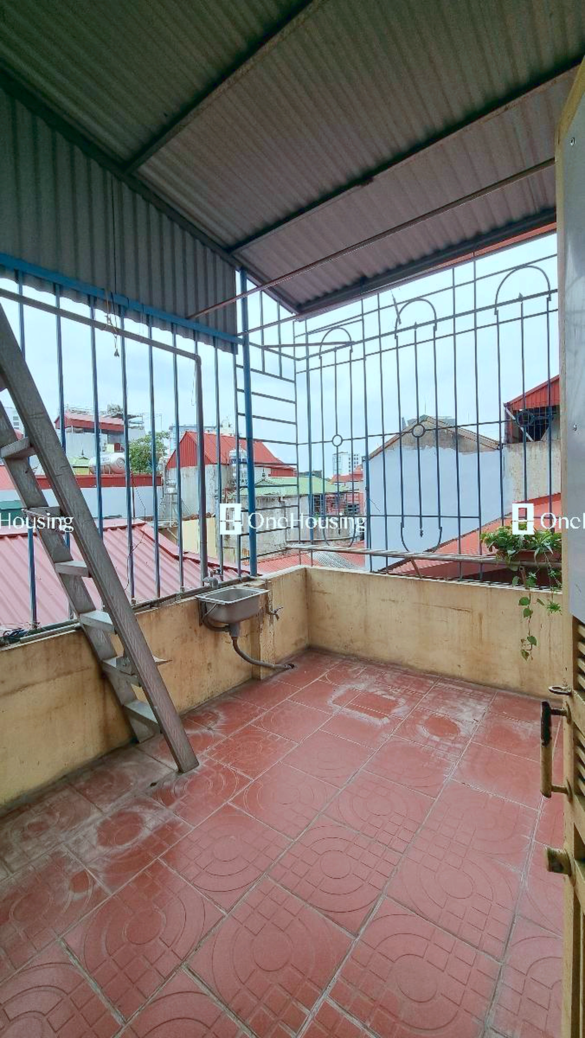 Nhà mặt ngõ cách Hào Nam 40m, P. Ô Chợ Dừa, Q. Đống Đa, TP. Hà Nội