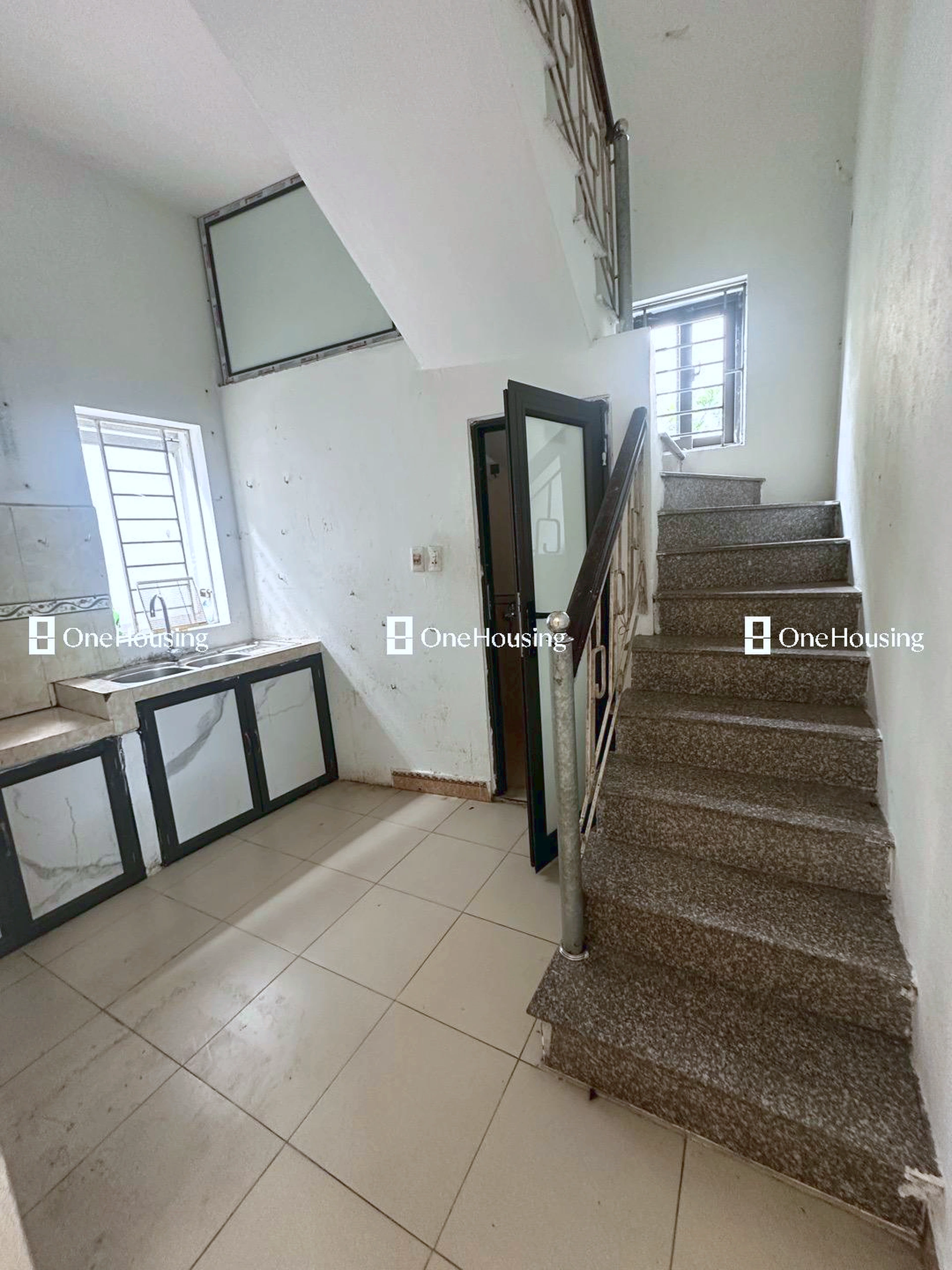 Nhà mặt ngõ cách Kẻ Tạnh 20m, P. Giang Biên, Q. Long Biên, TP. Hà Nội