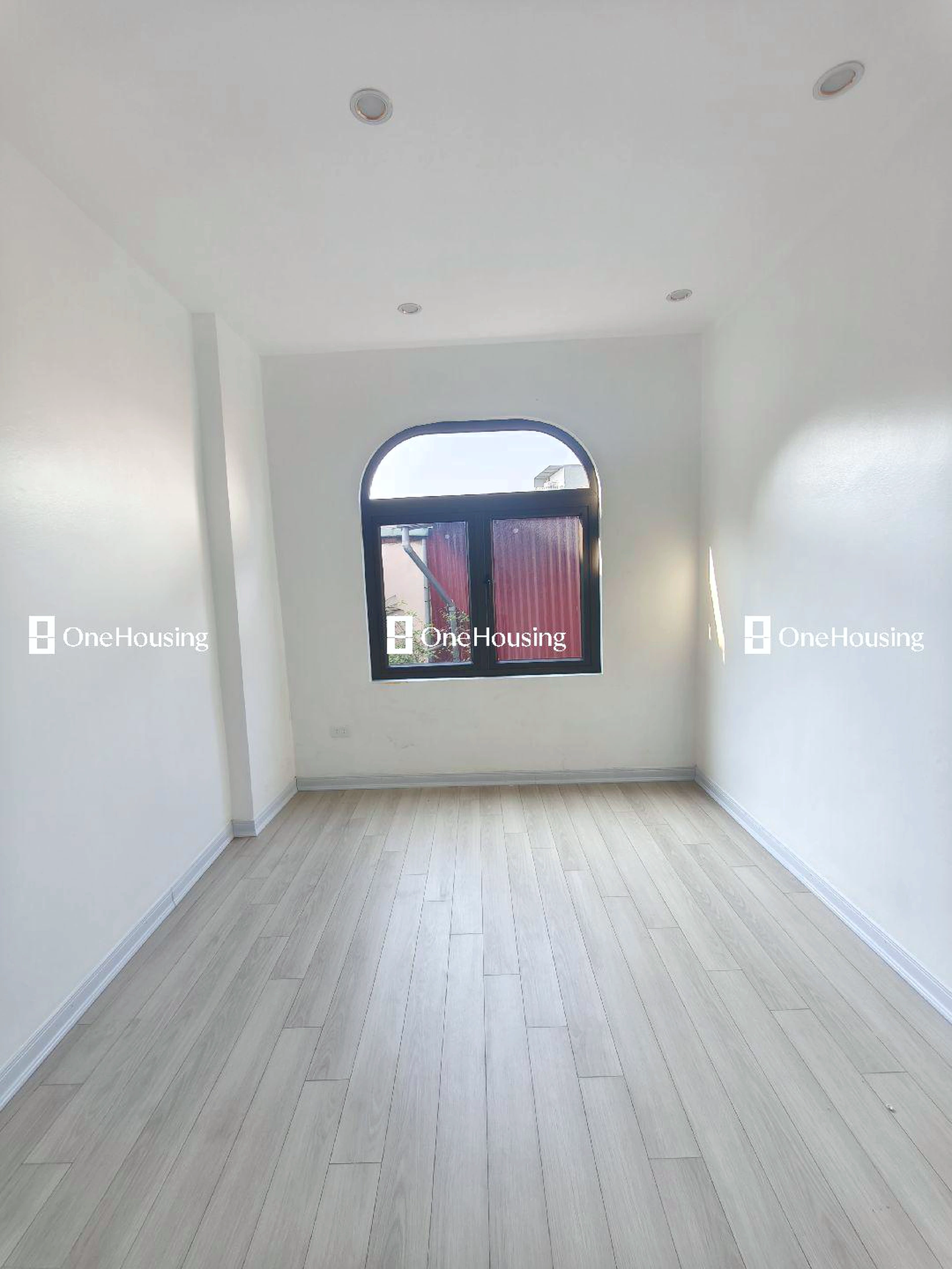 Nhà mặt ngõ cách Khâm Thiên 30m, P. Văn Chương, Q. Đống Đa, TP. Hà Nội