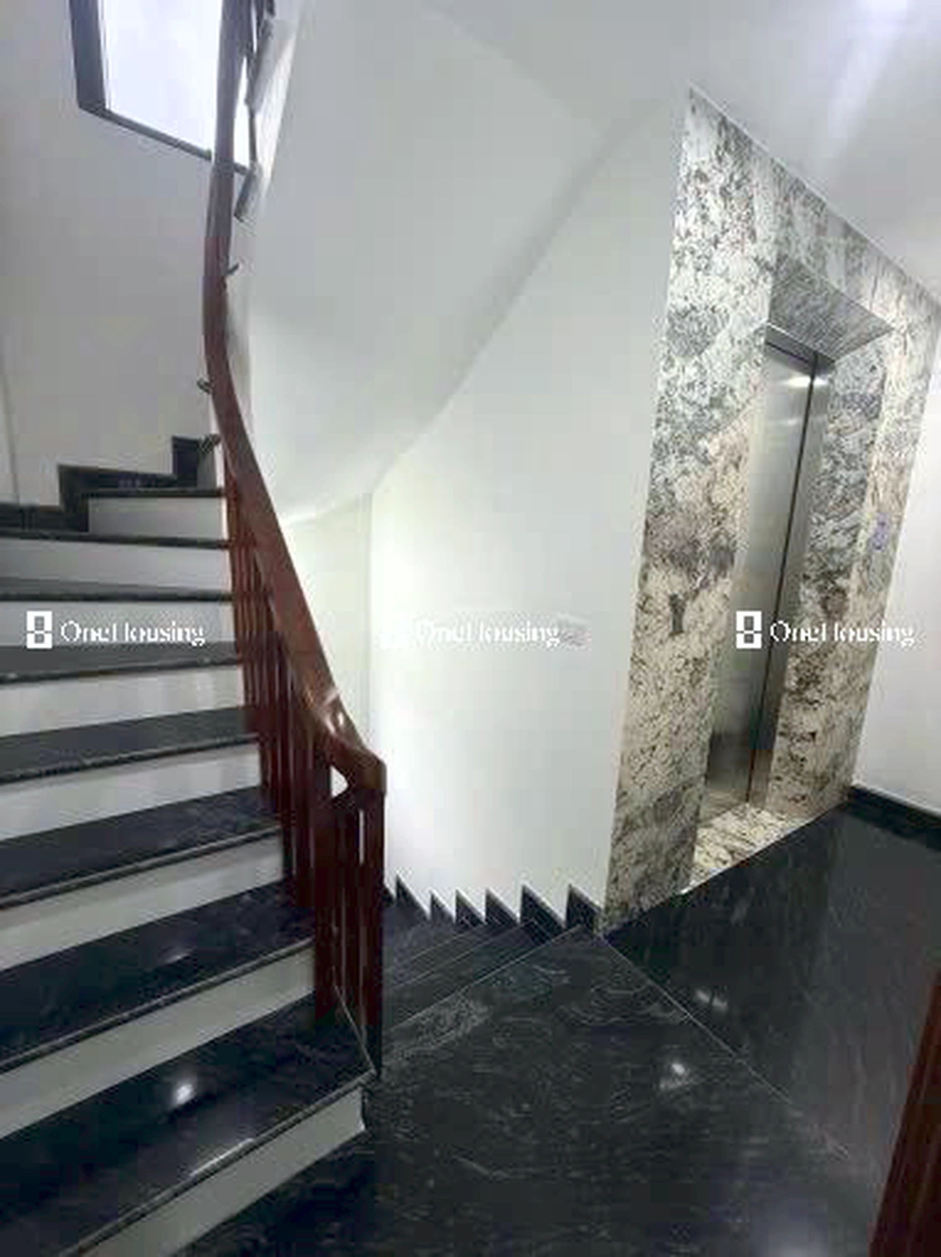 Nhà mặt ngõ cách Phố Trạm 80m, P. Long Biên, Q. Long Biên, TP. Hà Nội