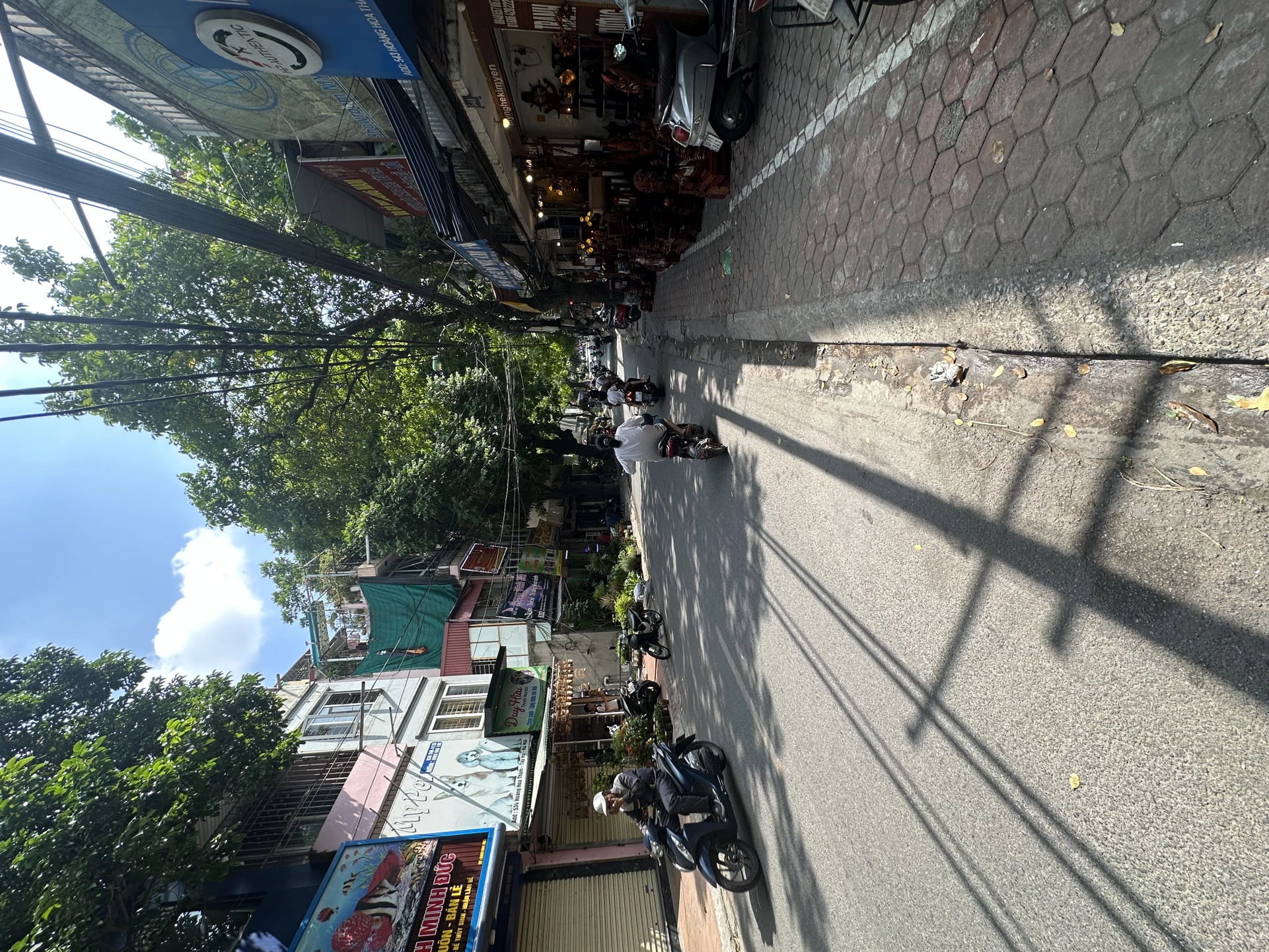 Nhà mặt phố Hoàng Hoa Thám, P. Vĩnh Phúc, Q. Ba Đình, TP. Hà Nội