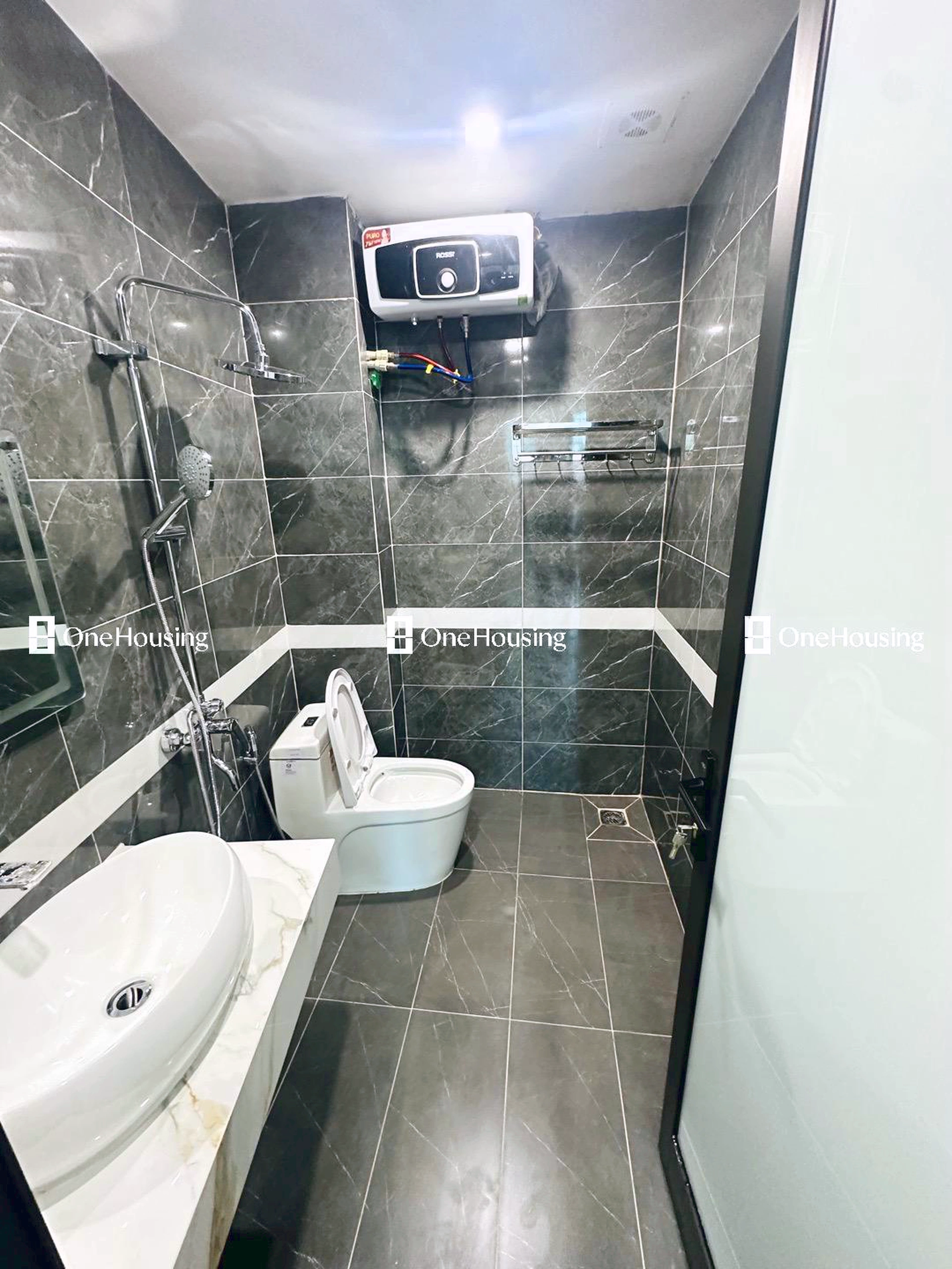 Nhà mặt ngõ cách Đội Cấn 10m, P. Cống Vị, Q. Ba Đình, TP. Hà Nội