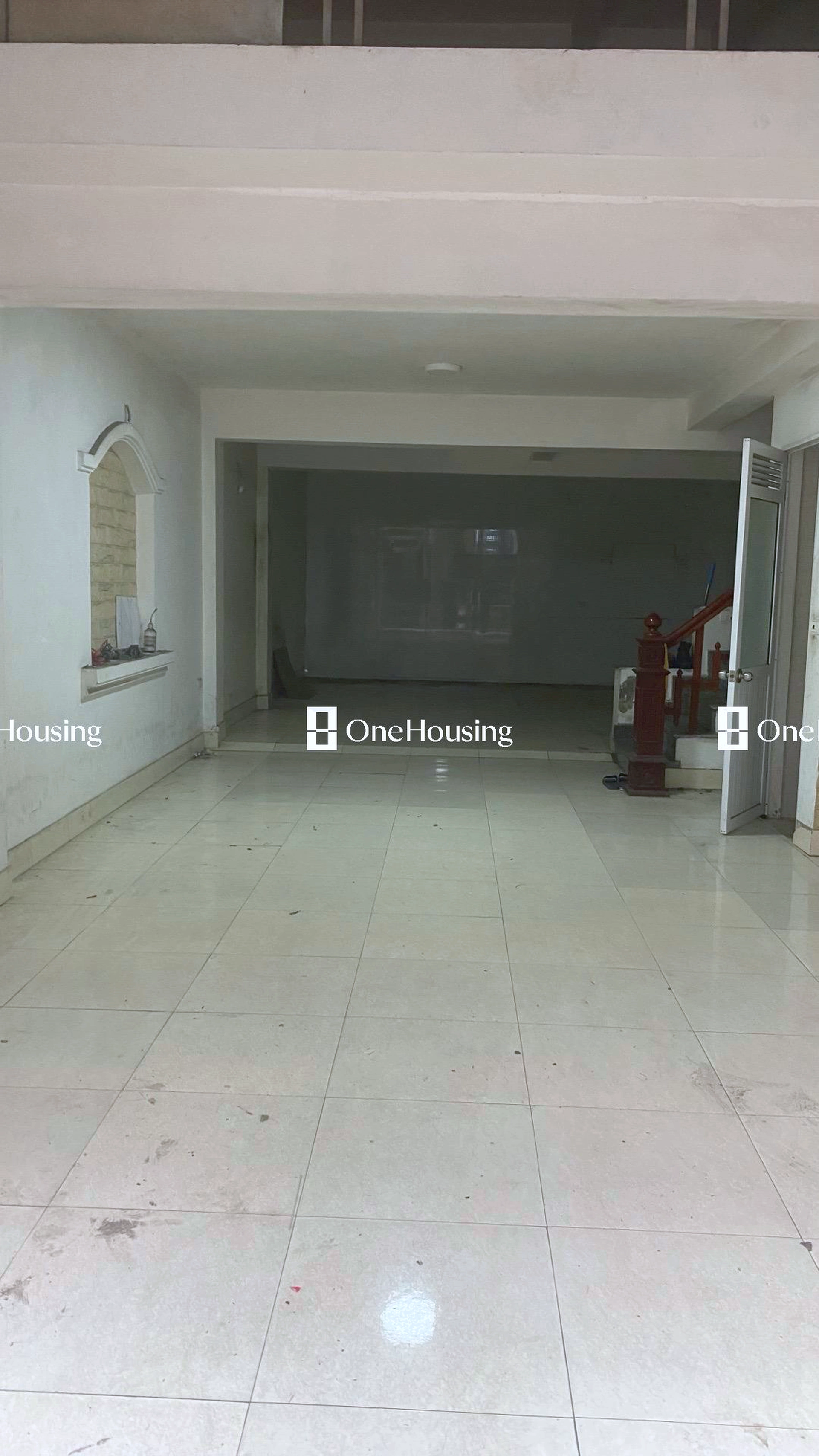 Nhà mặt ngõ cách Kim Quan Thượng 10m, P. Việt Hưng, Q. Long Biên, TP. Hà Nội