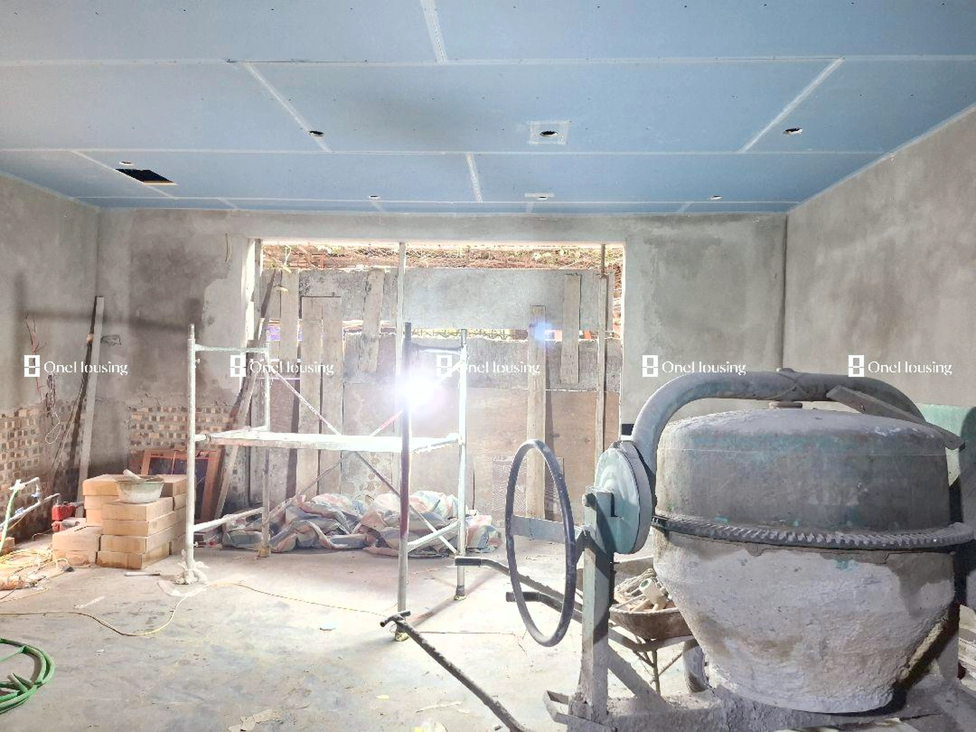 Nhà mặt ngõ cách Âu Cơ 40m, P. Nhật Tân, Q. Tây Hồ, TP. Hà Nội