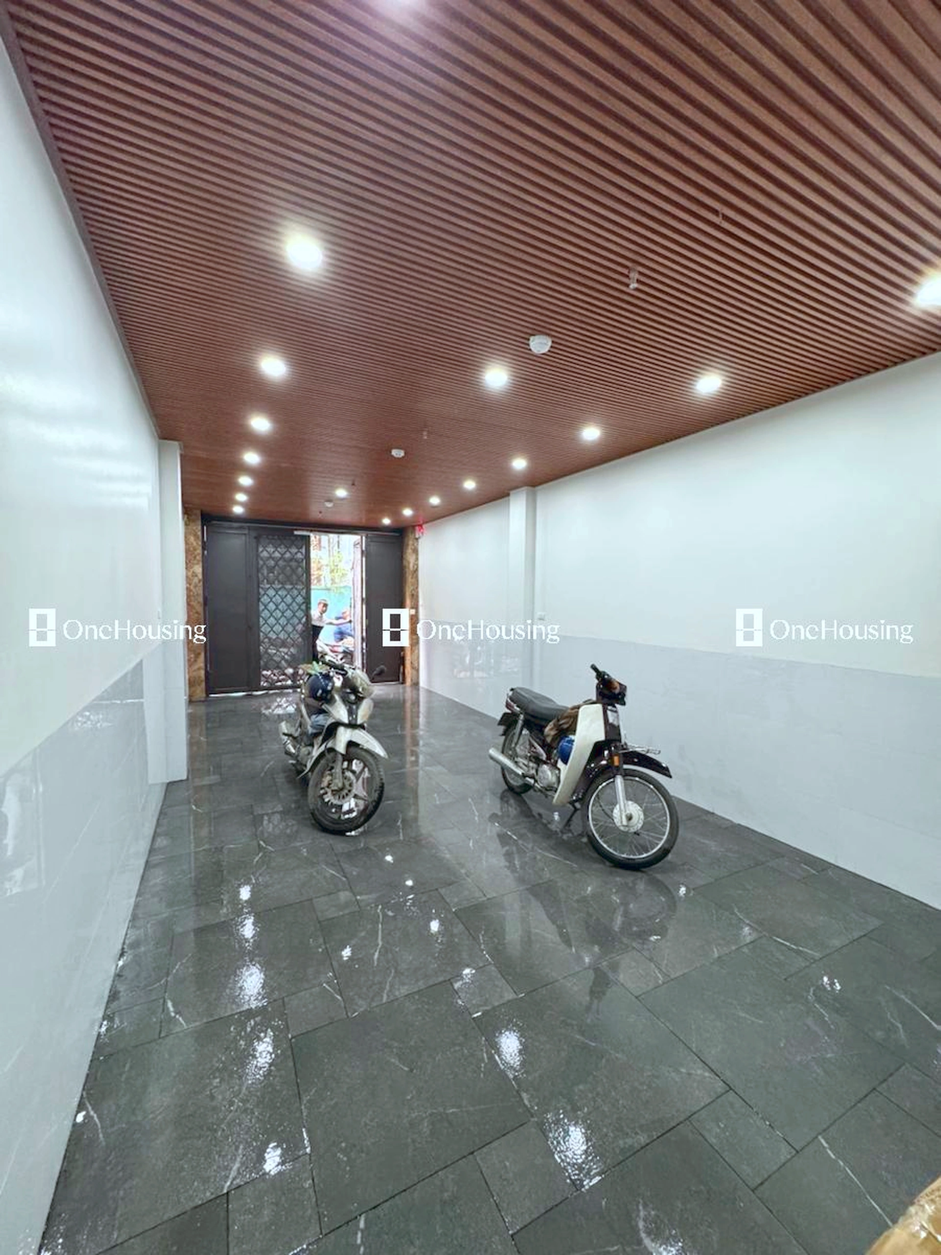 Nhà mặt ngõ cách Vương Thừa Vũ 5m, P. Khương Trung, Q. Thanh Xuân, TP. Hà Nội