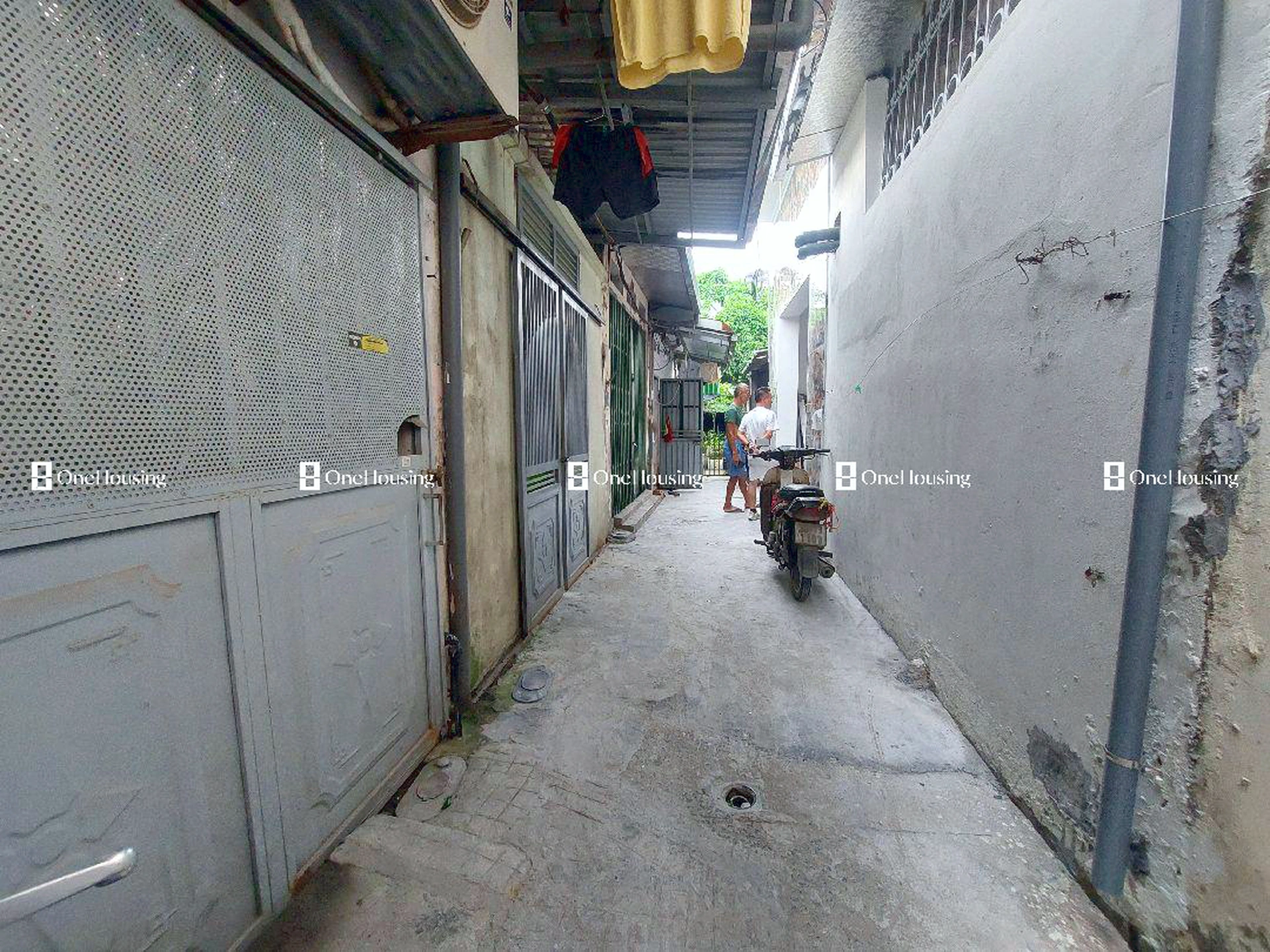 Nhà mặt ngõ cách Ngô Gia Tự 120m, P. Việt Hưng, Q. Long Biên, TP. Hà Nội