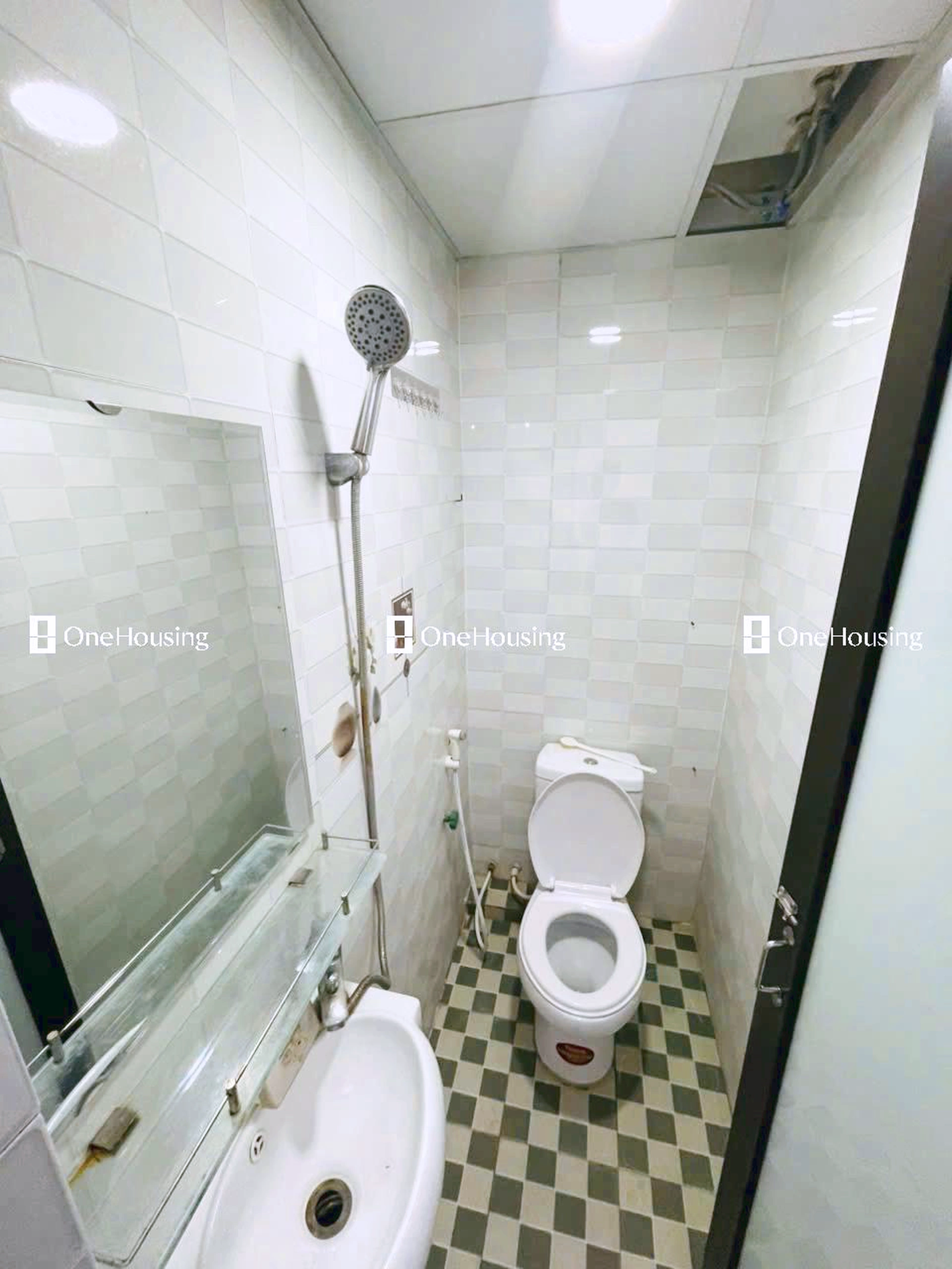 Nhà mặt ngõ cách Khâm Thiên 70m, P. Trung Phụng, Q. Đống Đa, TP. Hà Nội