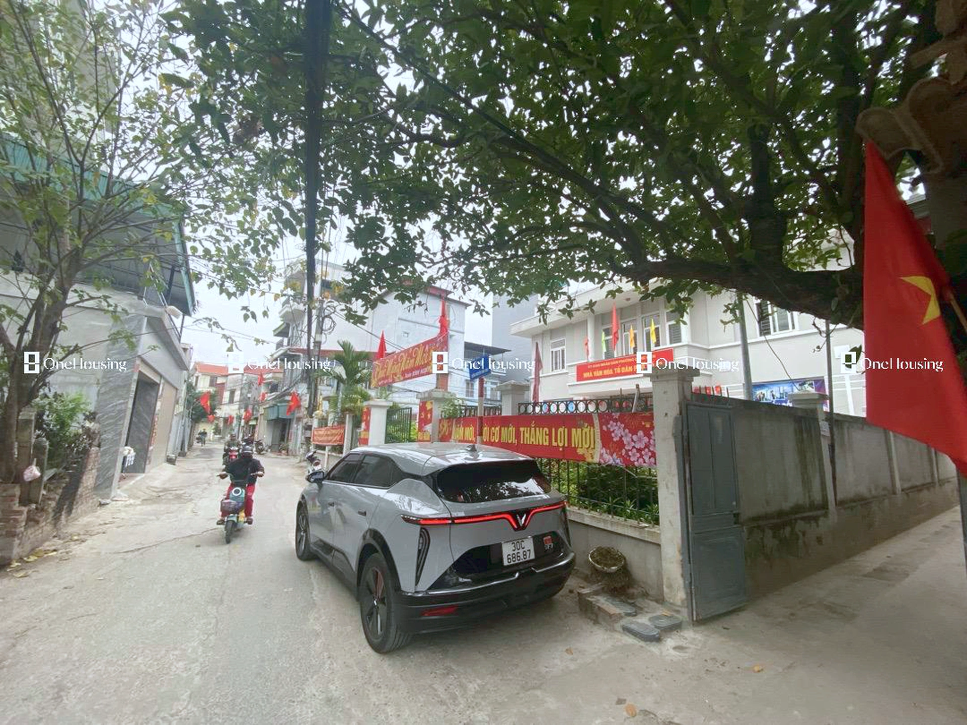 Nhà mặt ngõ cách Nguyễn Văn Linh 80m, P. Long Biên, Q. Long Biên, TP. Hà Nội