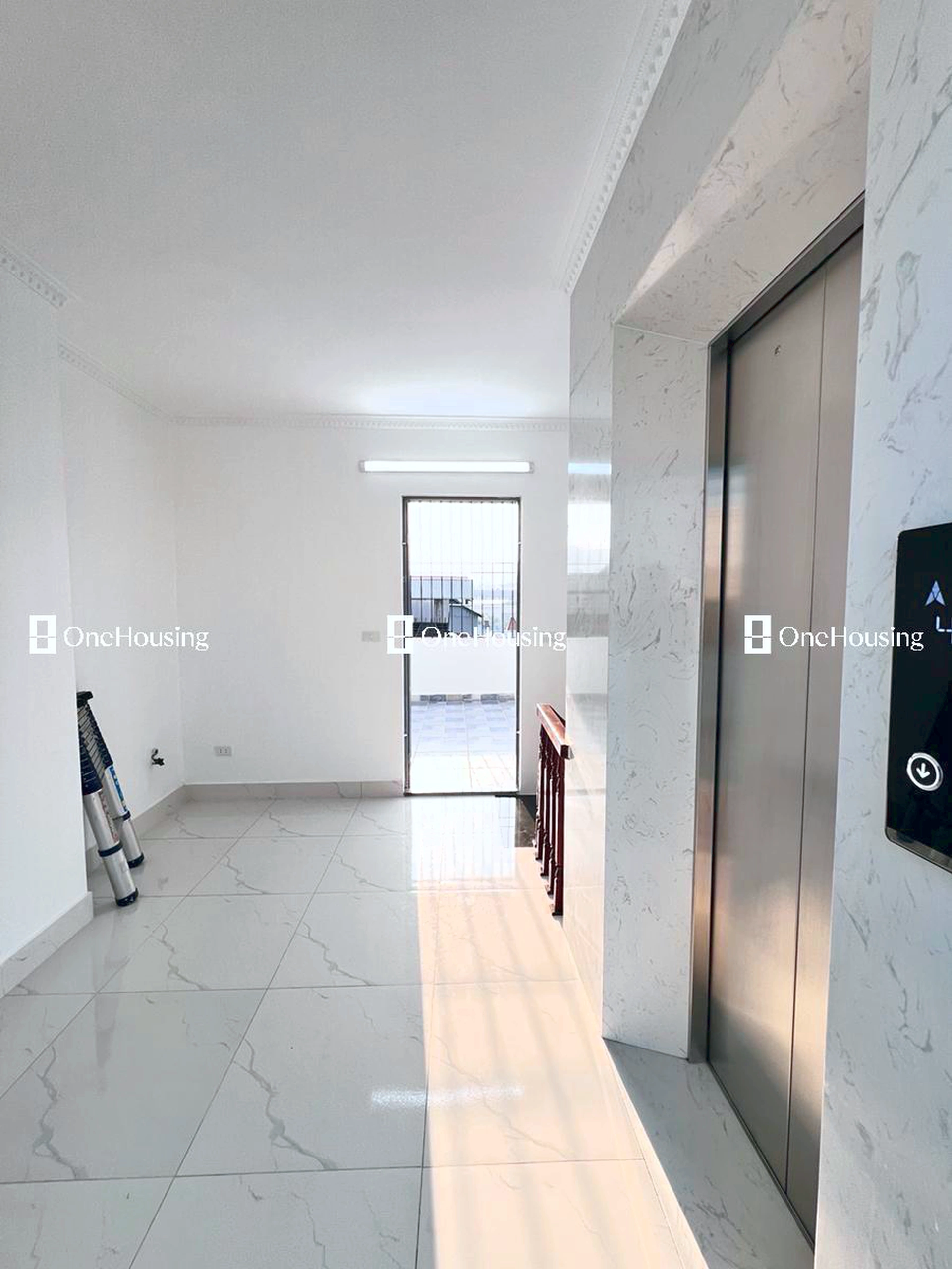 Nhà mặt ngõ cách Võ Chí Công 50m, P. Nghĩa Đô, Q. Cầu Giấy, TP. Hà Nội