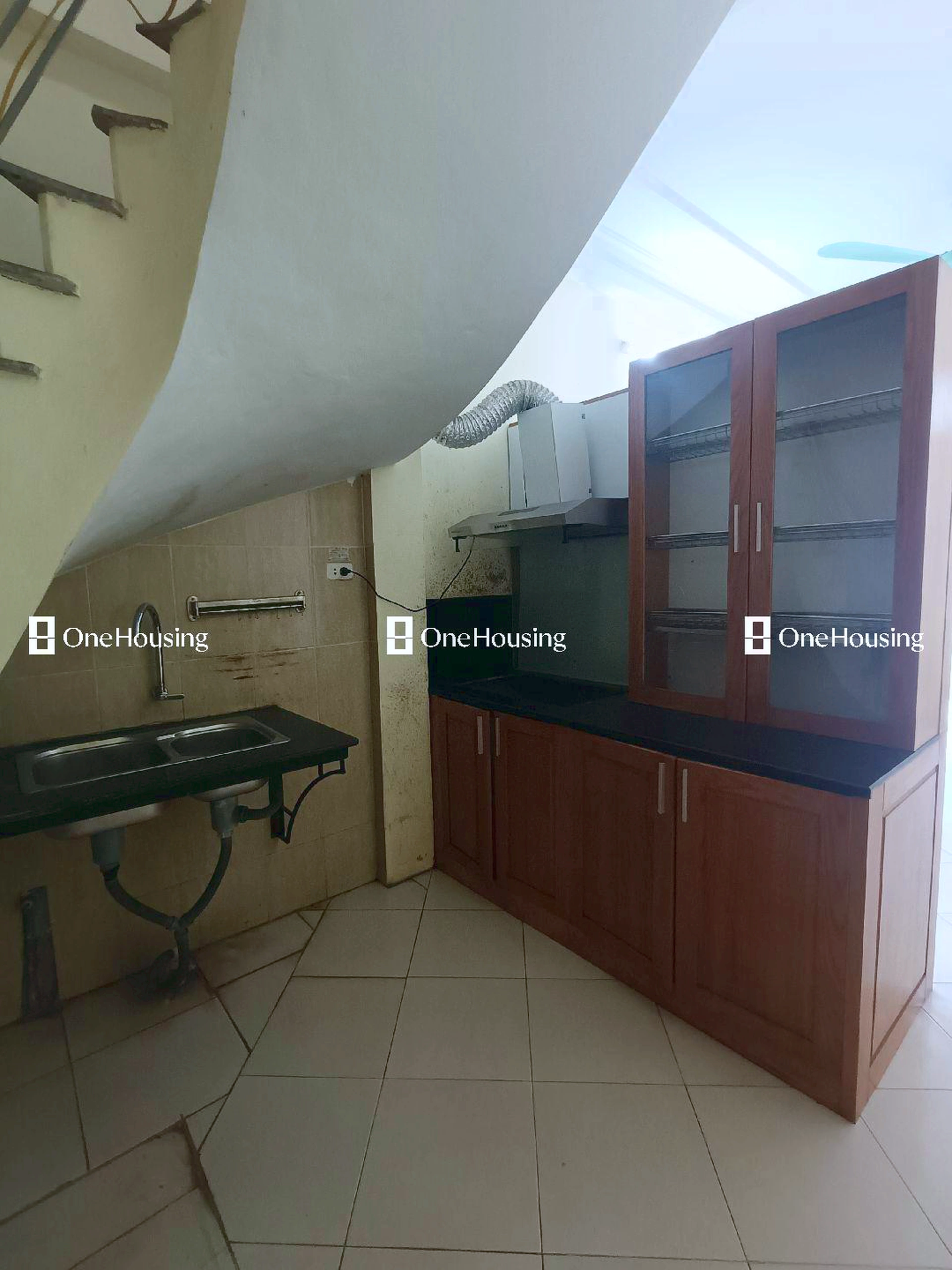 Nhà mặt ngõ cách Minh Khai 150m, P. Hoàng Văn Thụ, Q. Hoàng Mai, TP. Hà Nội