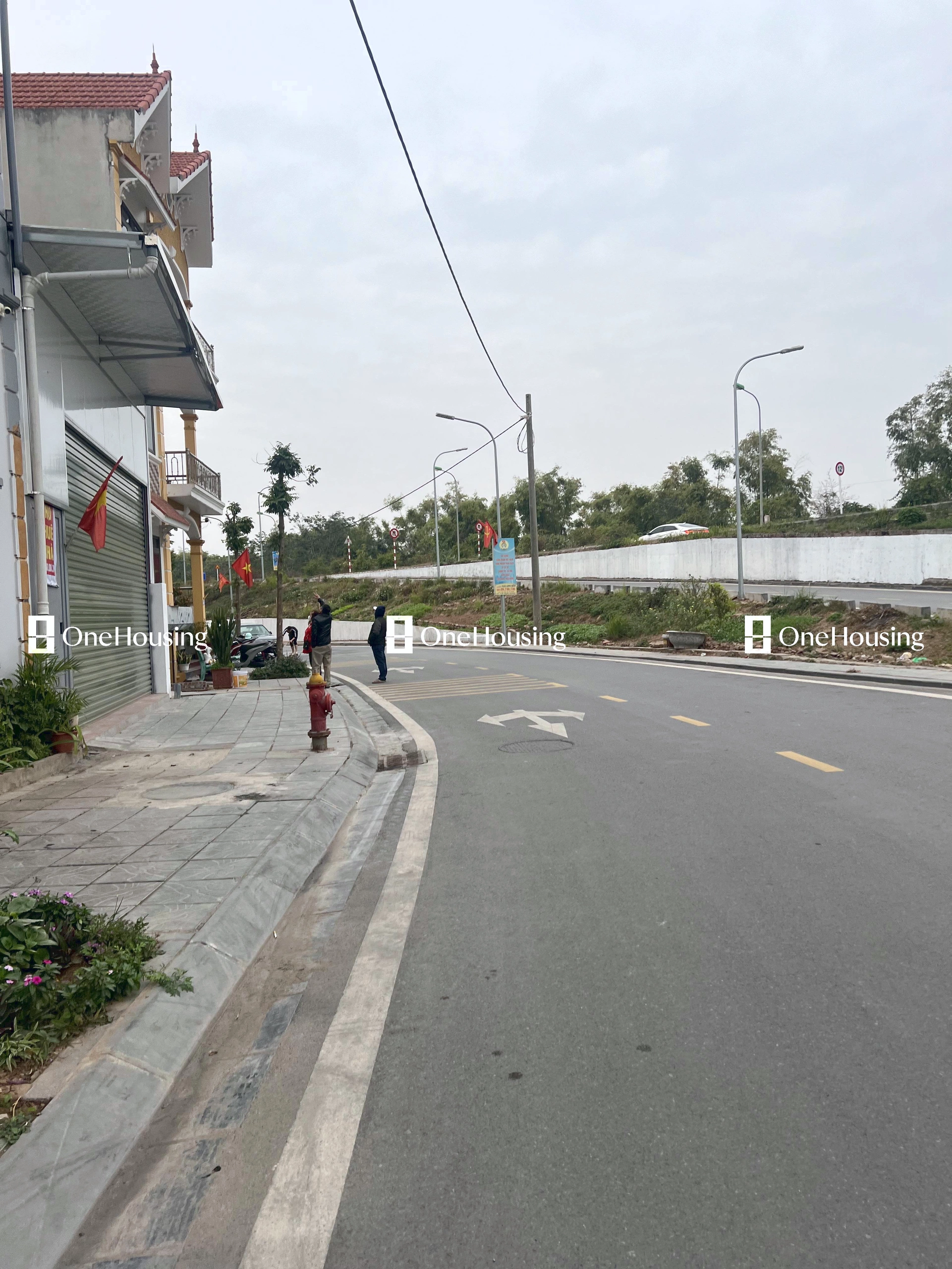 Nhà mặt phố Đê Vàng, P. Giang Biên, Q. Long Biên, TP. Hà Nội