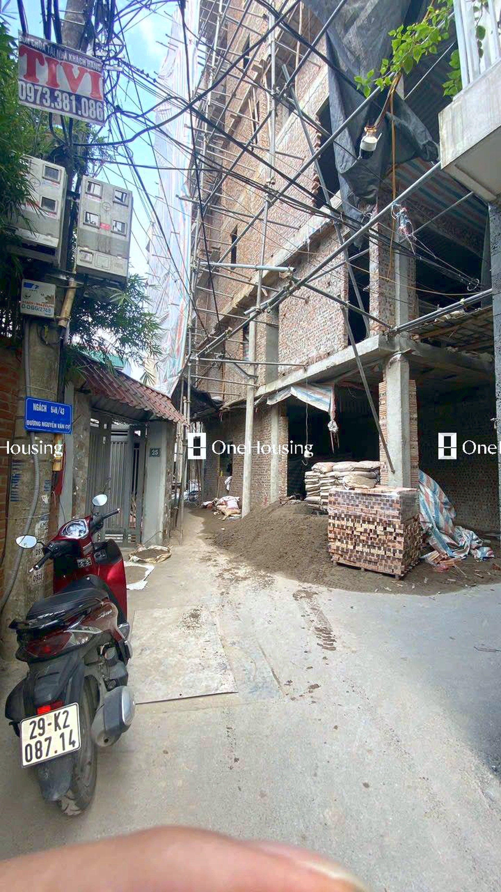 Nhà mặt ngõ cách Nguyễn Văn Cừ 100m, P. Gia Thụy, Q. Long Biên, TP. Hà Nội