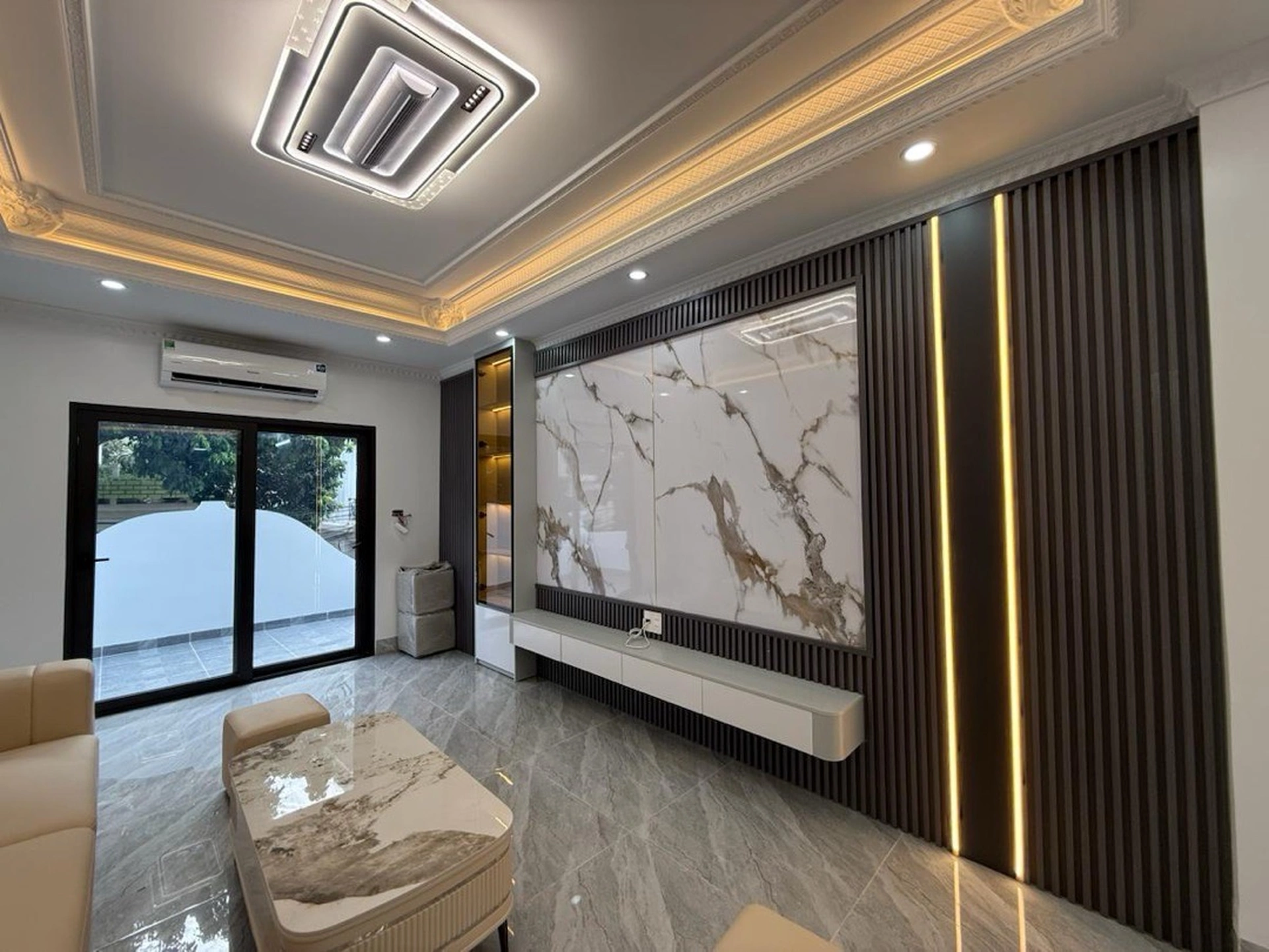 Nhà mặt phố Ngũ Nhạc, P. Thanh Trì, Q. Hoàng Mai, TP. Hà Nội