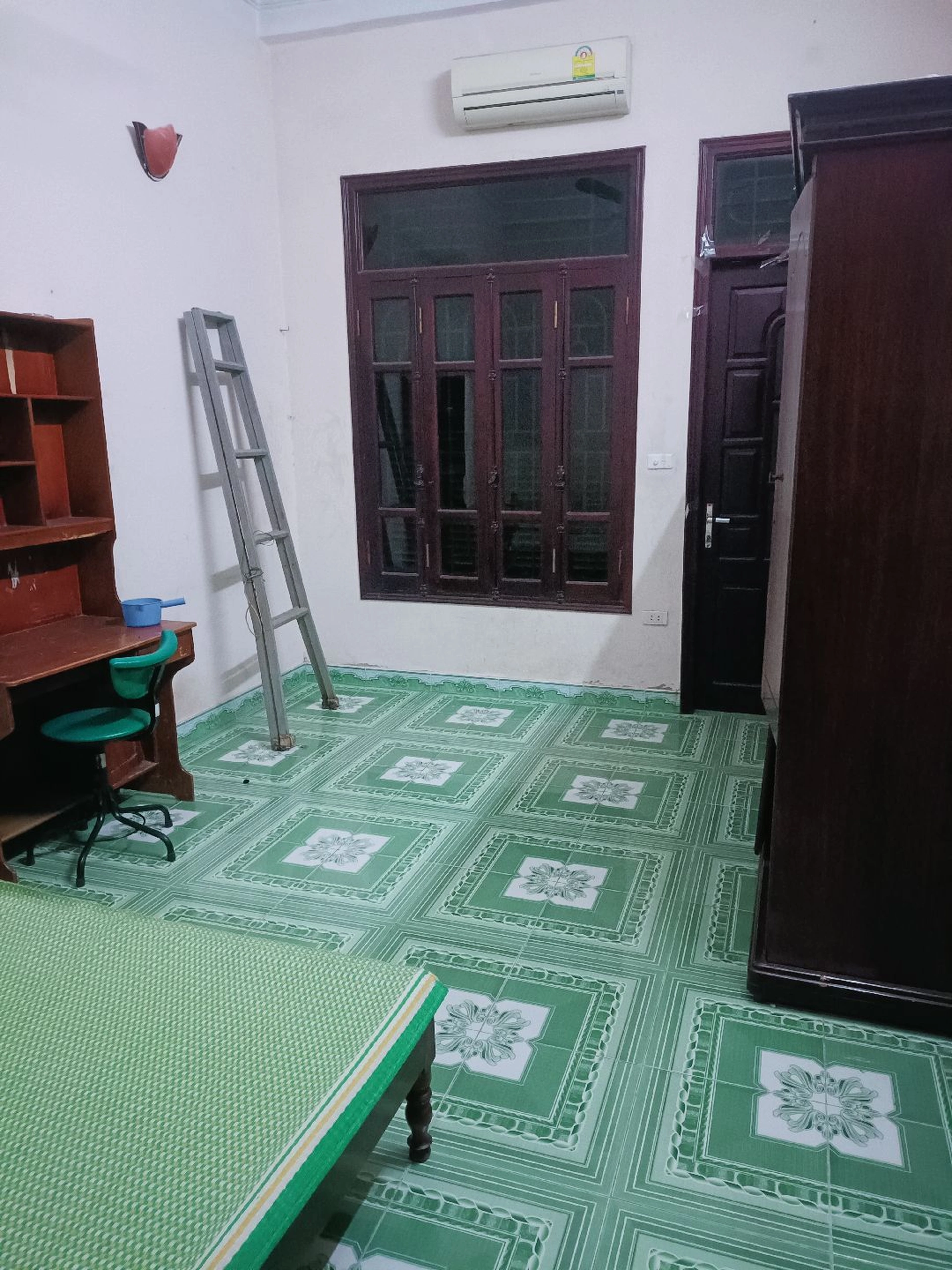 Nhà mặt ngõ cách Đường từ đường Ngọc Hồi đi qua Ngân hàng Nông nghiệp đến hết thị trấn Văn Điển 20m, X. Ngọc Hồi, H. Thanh Trì, TP. Hà Nội