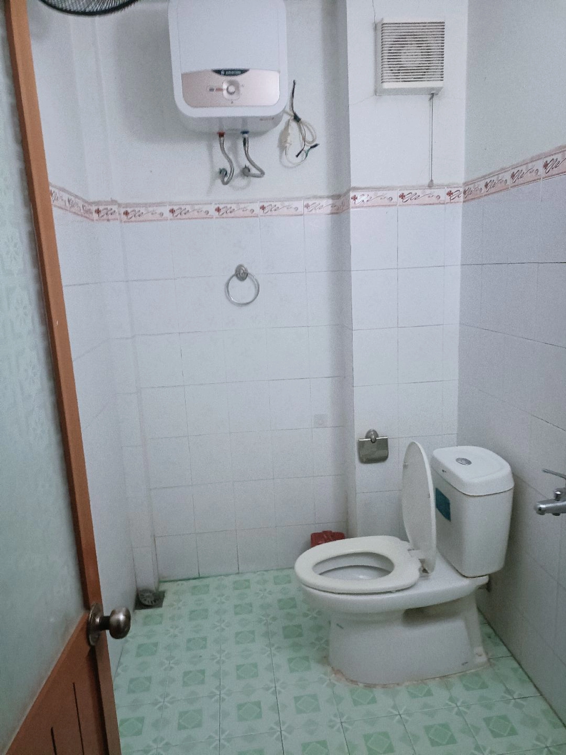 Nhà mặt ngõ cách Đường từ đường Ngọc Hồi đi qua Ngân hàng Nông nghiệp đến hết thị trấn Văn Điển 20m, X. Ngọc Hồi, H. Thanh Trì, TP. Hà Nội