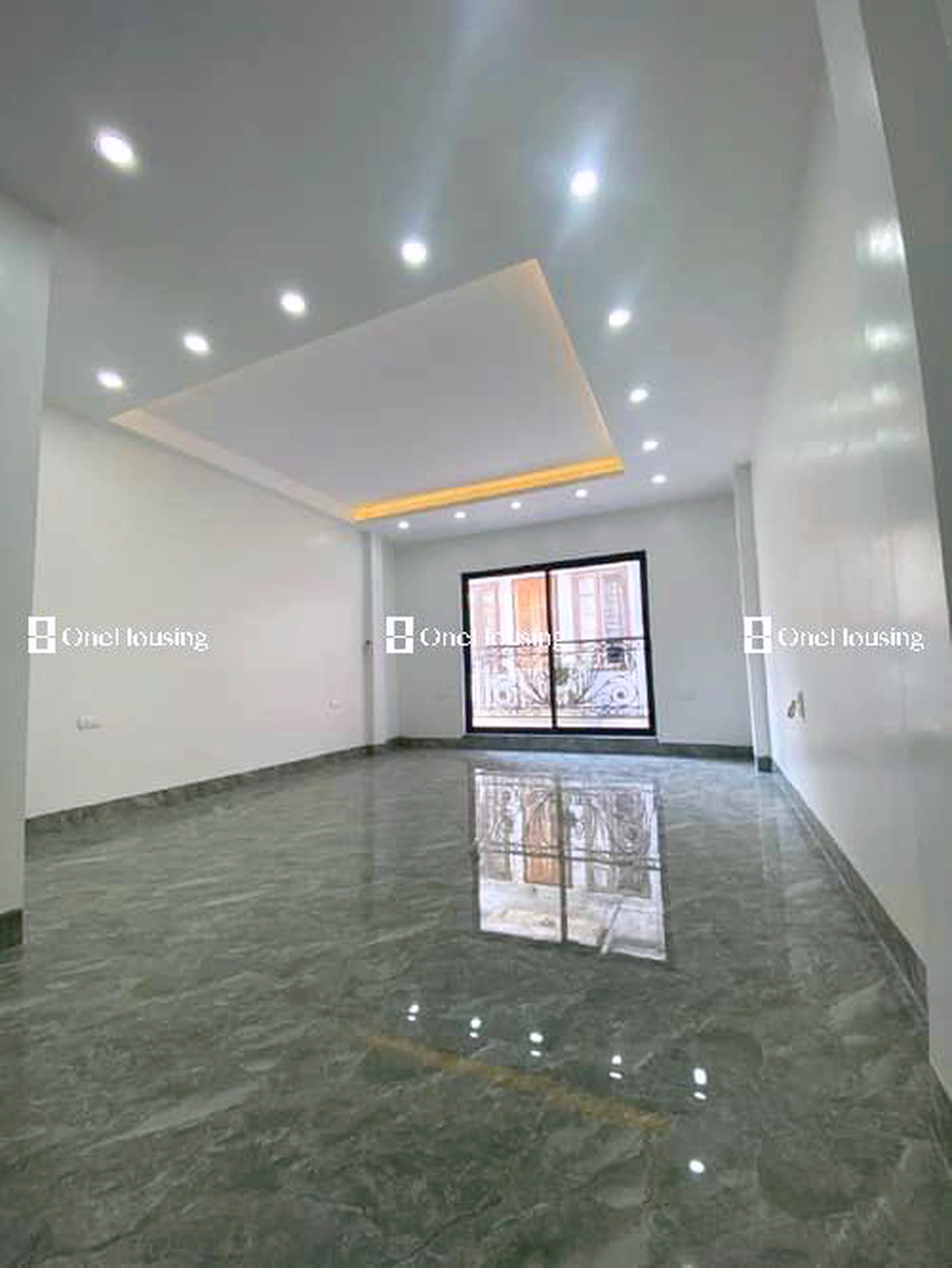 Nhà mặt ngõ cách Nguyễn Đình Hoàn 30m, P. Nghĩa Đô, Q. Cầu Giấy, TP. Hà Nội