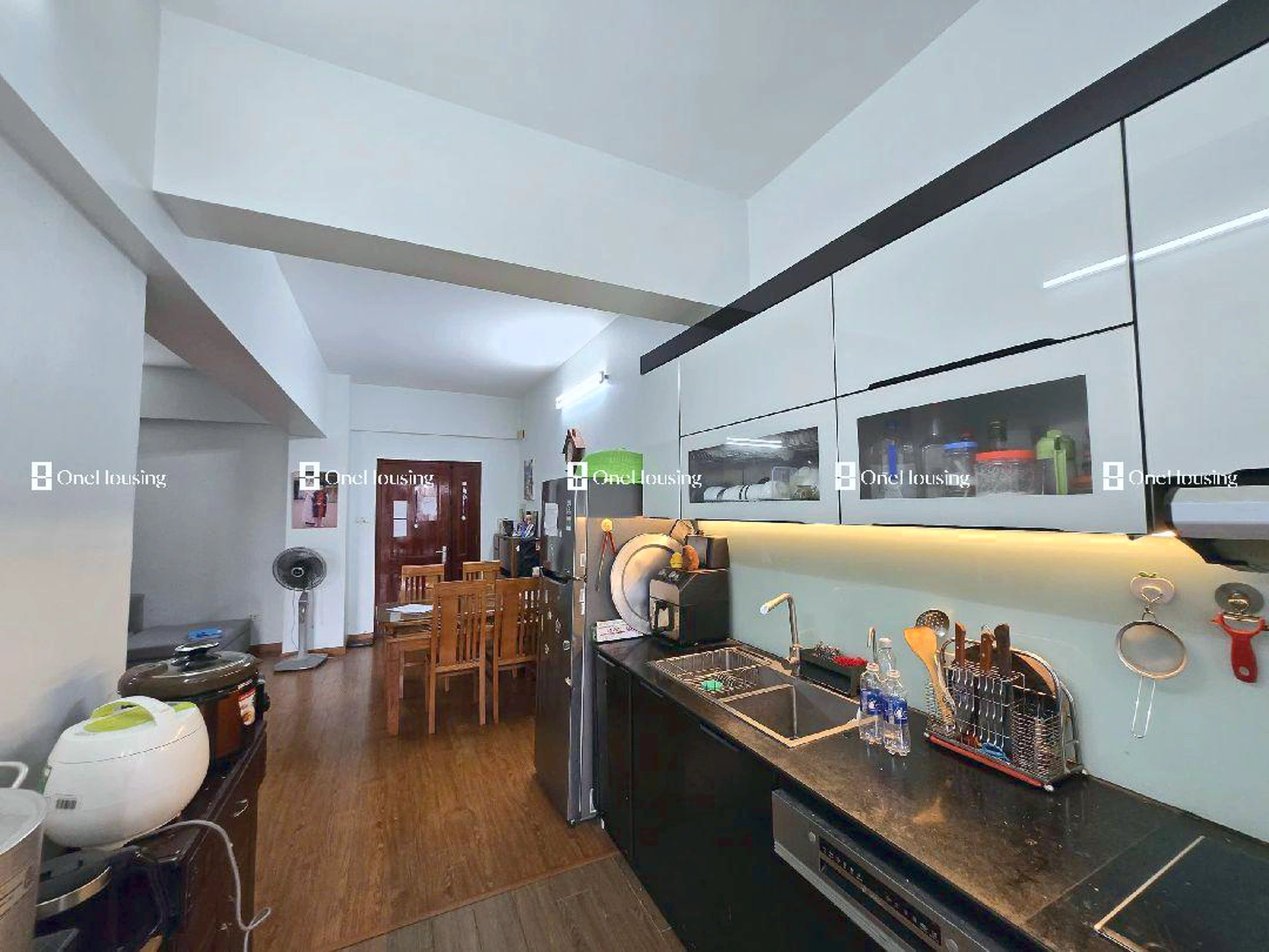 Nhà mặt phố Trần Hữu Dực, P. Mỹ Đình 2, Q. Nam Từ Liêm, TP. Hà Nội