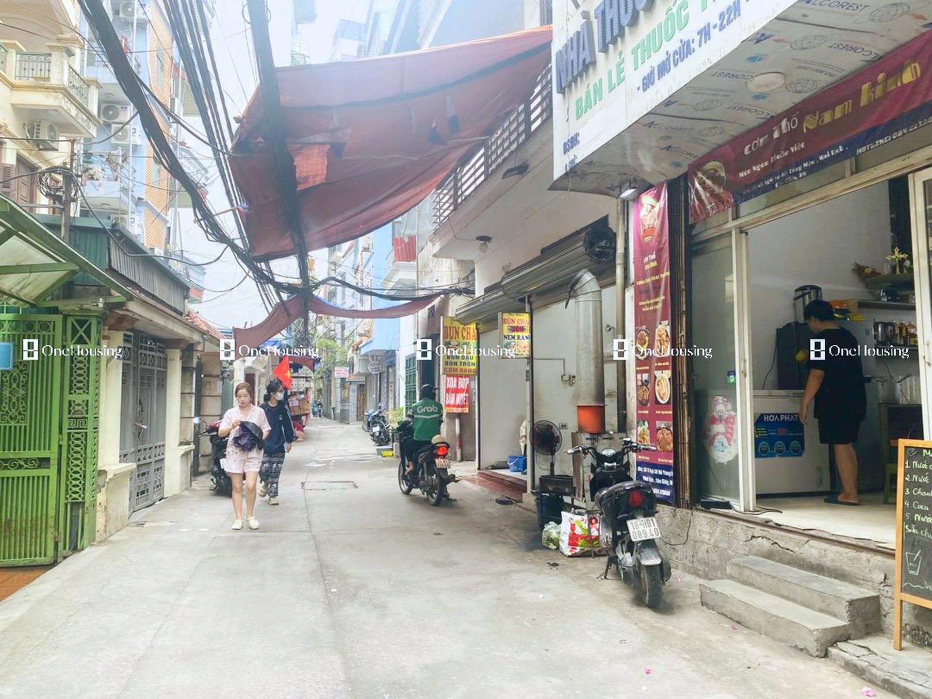 Nhà mặt ngõ cách Hồ Tùng Mậu 50m, P. Mai Dịch, Q. Cầu Giấy, TP. Hà Nội