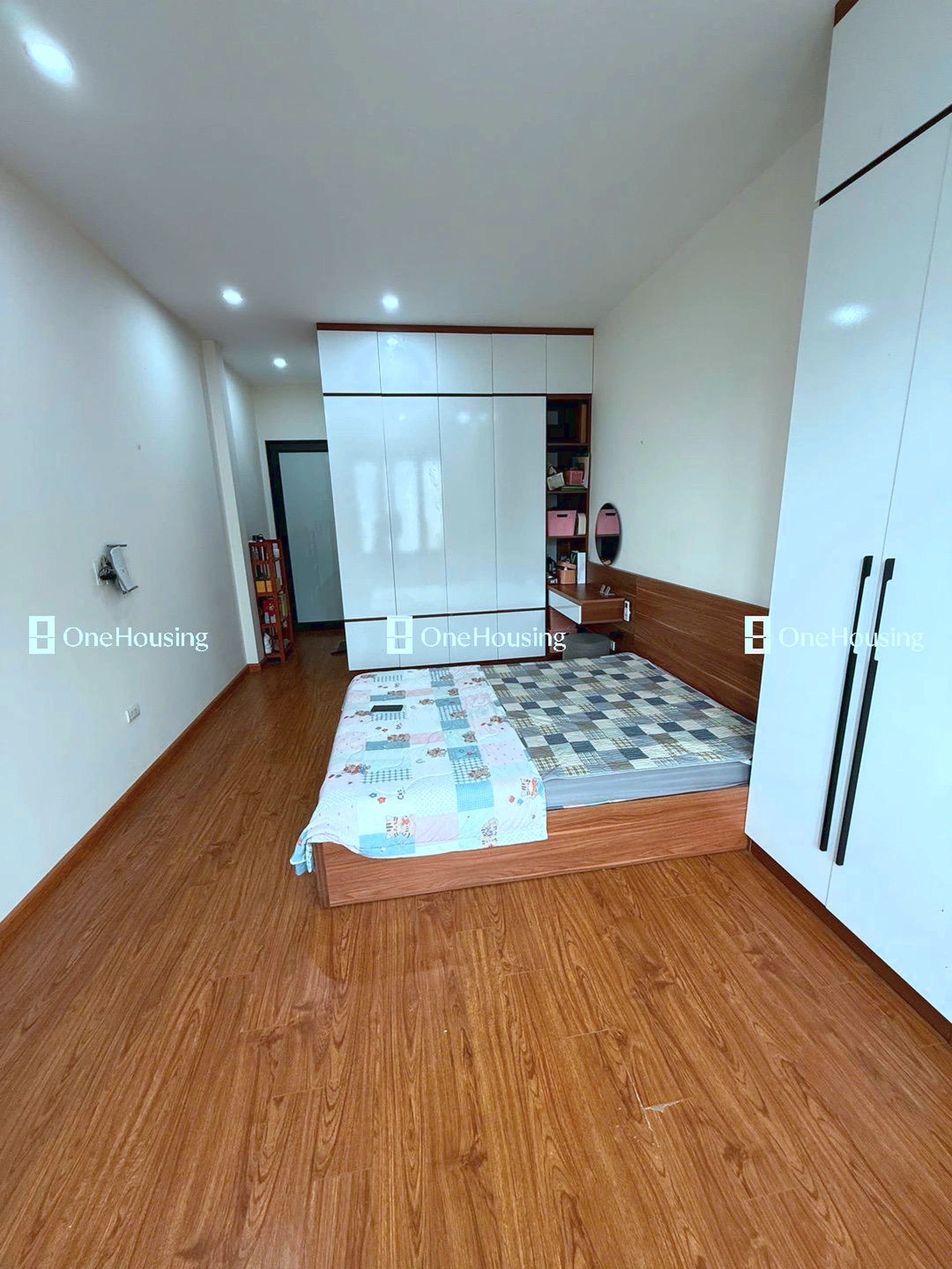 Nhà mặt ngõ cách Ngọc Thụy 50m, P. Bồ Đề, Q. Long Biên, TP. Hà Nội