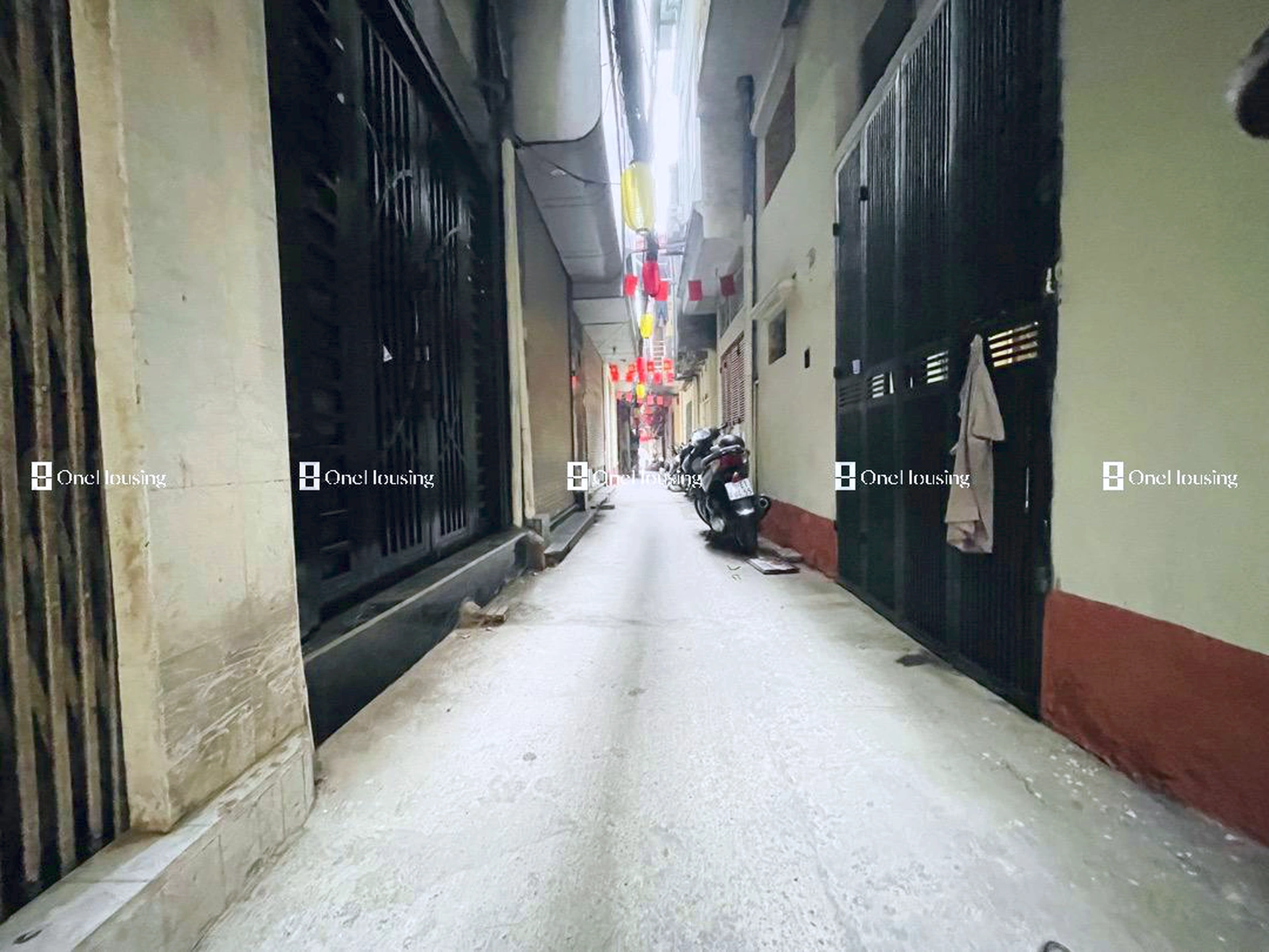 Nhà mặt ngõ cách Cửa Bắc 30m, P. Trúc Bạch, Q. Ba Đình, TP. Hà Nội